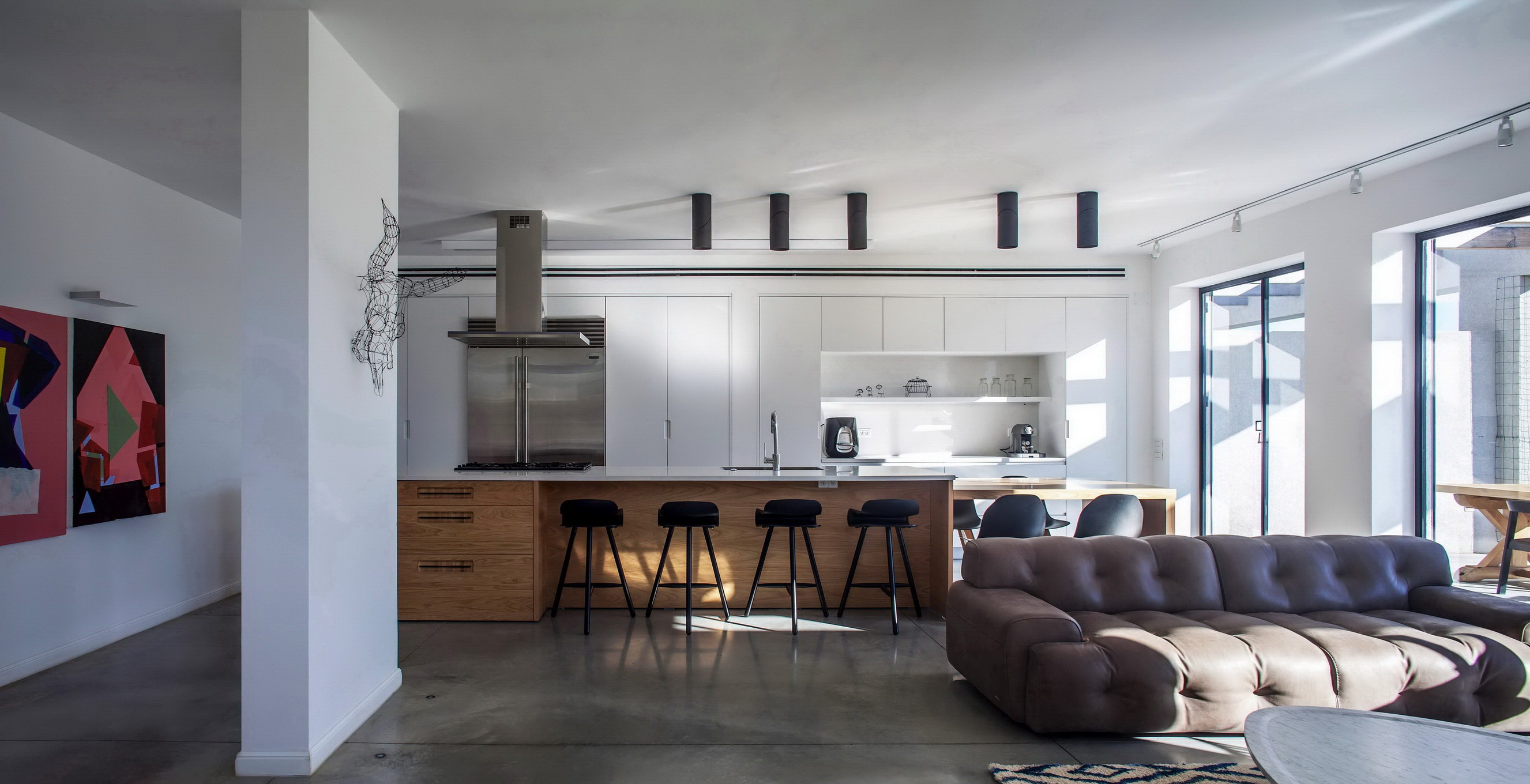 A Modern Kibbutz House by Henkin-Shavit Studio