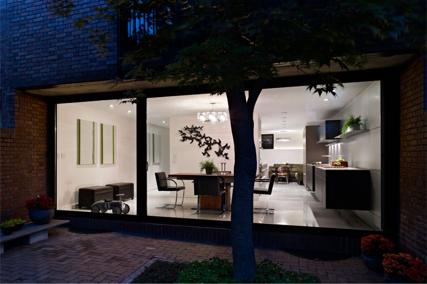 Hill Townhouse by k YODER design