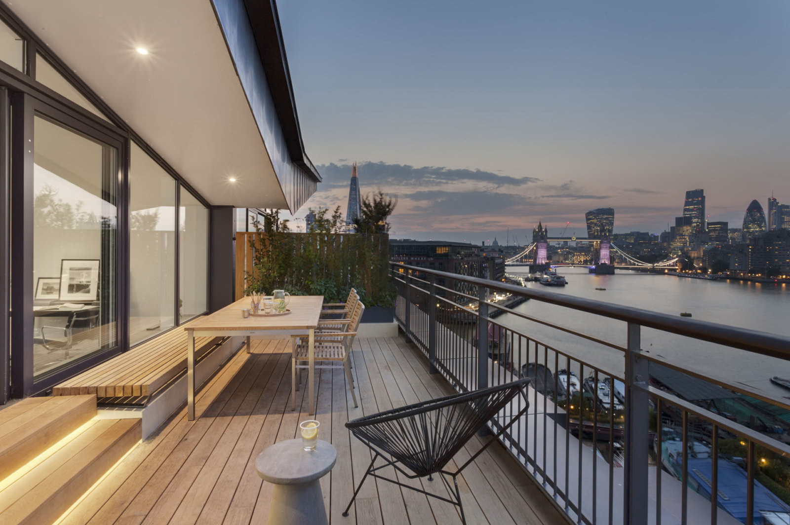 Bermondsey Wall Duplex Penthouse by FORM studio