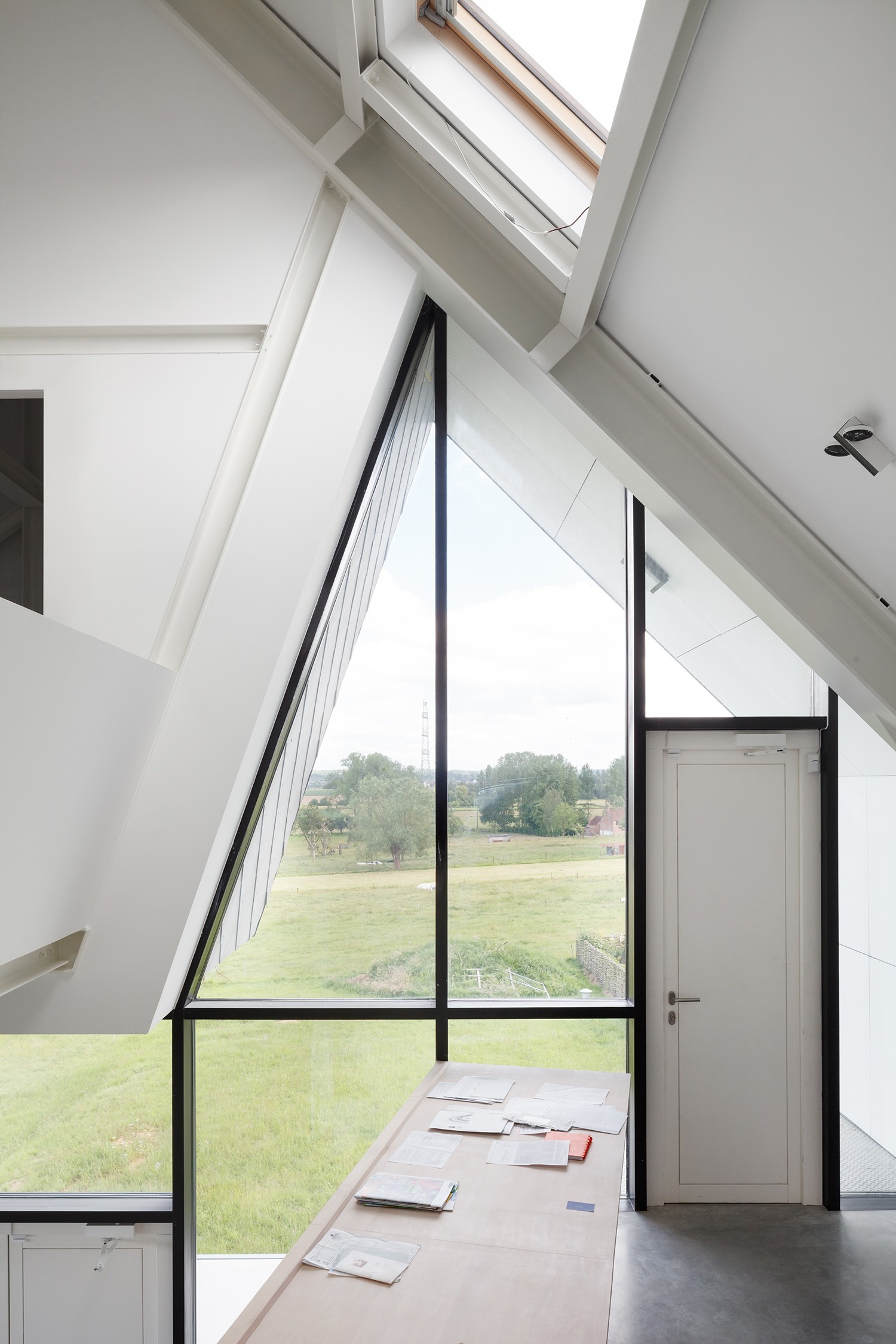 Leeuw House by Nu Architectuuratelier