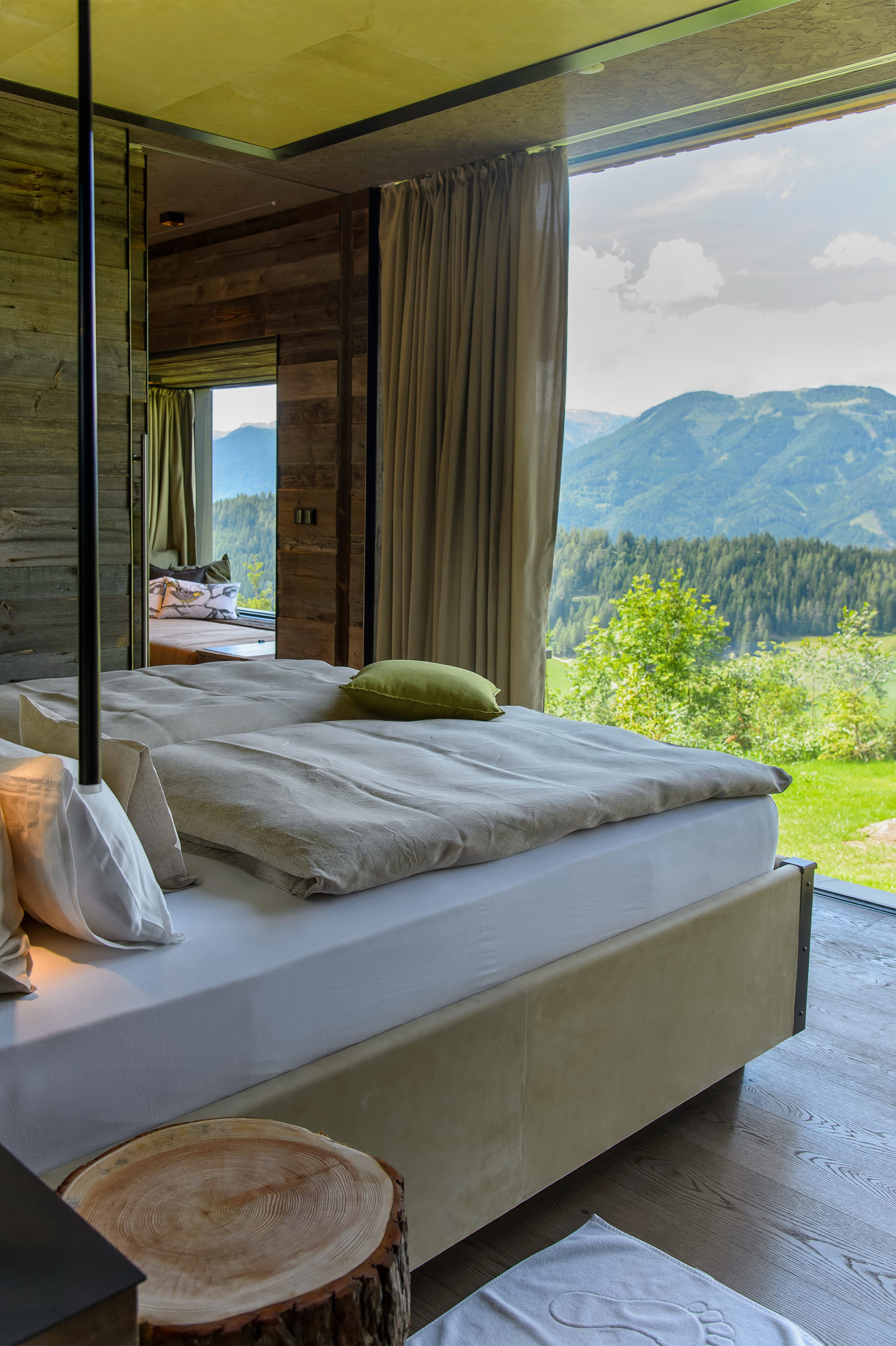 Deluxe Mountain Chalets by Viereck Architects