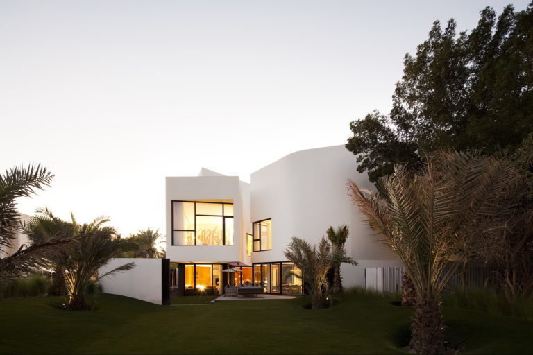 Mop House by AGi Architects Wowow Home Magazine
