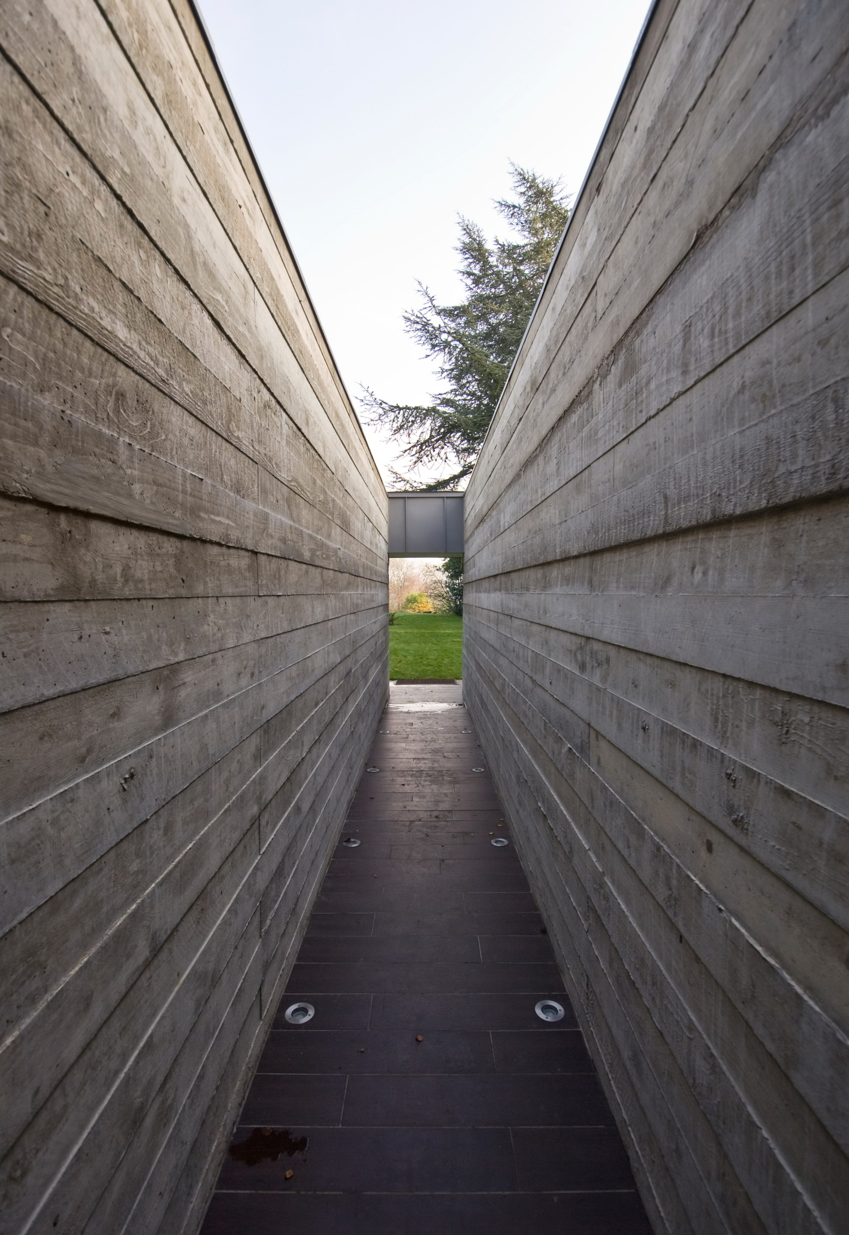 Capel Manor House | Guest Pavilion by Ewan Cameron Architects