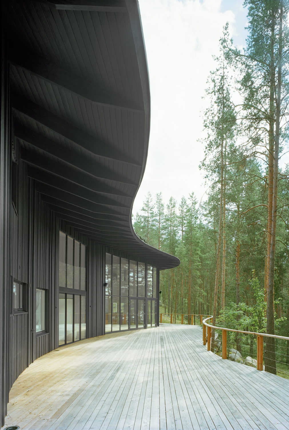Villa Musu | Forest House by Sanaksenaho Architcets