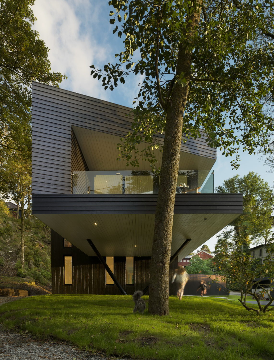 Villa S | Dark Modern Home by Saunders Architecture