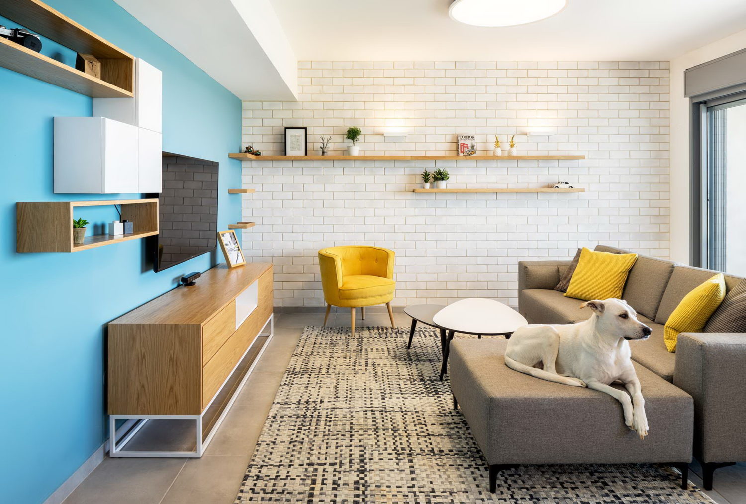 White Bricks | Blue Wall Apartment by EN Studio