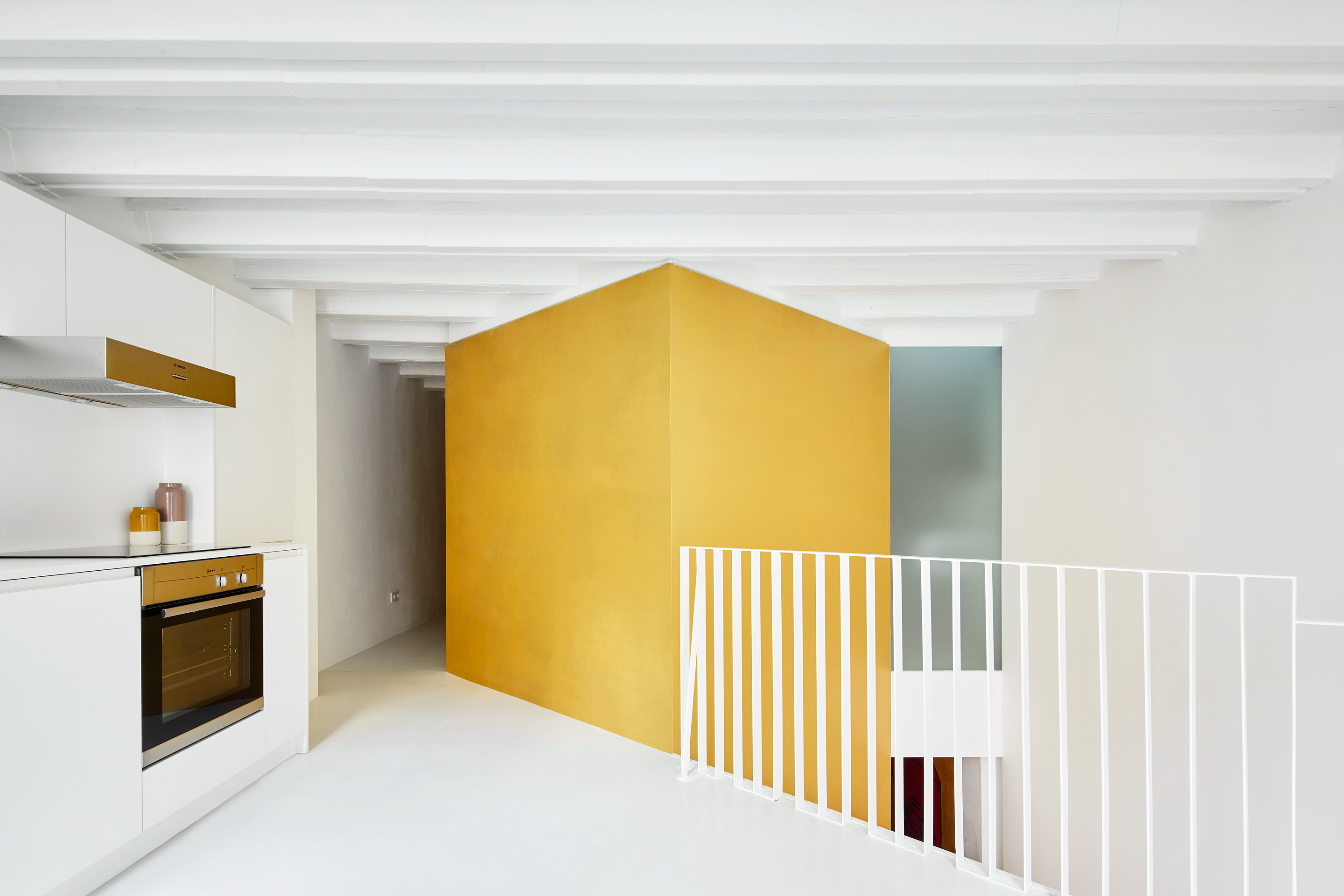 Duplex Tibbaut by Raúl Sánchez Architects