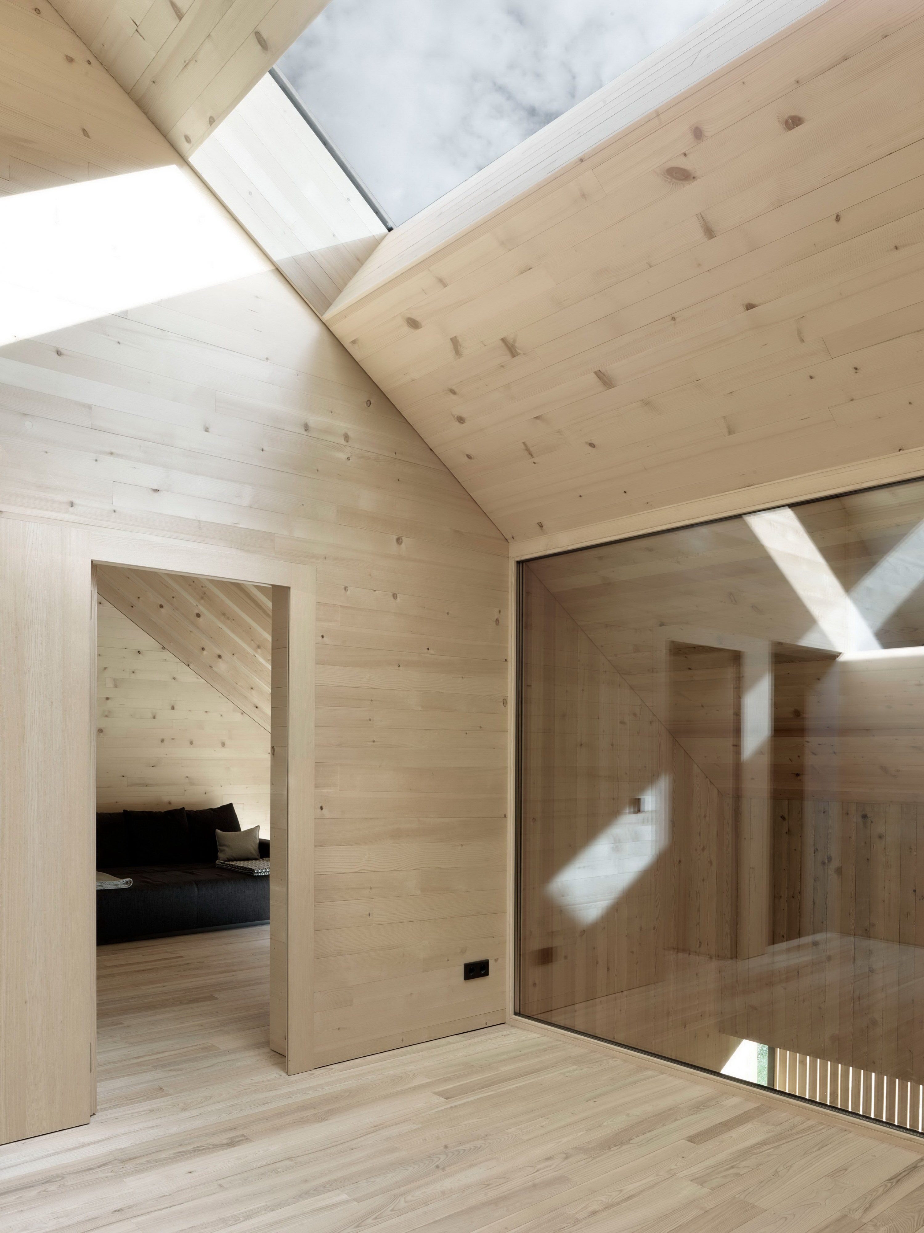 House in Tschengla by Innauer-Matt Architekten