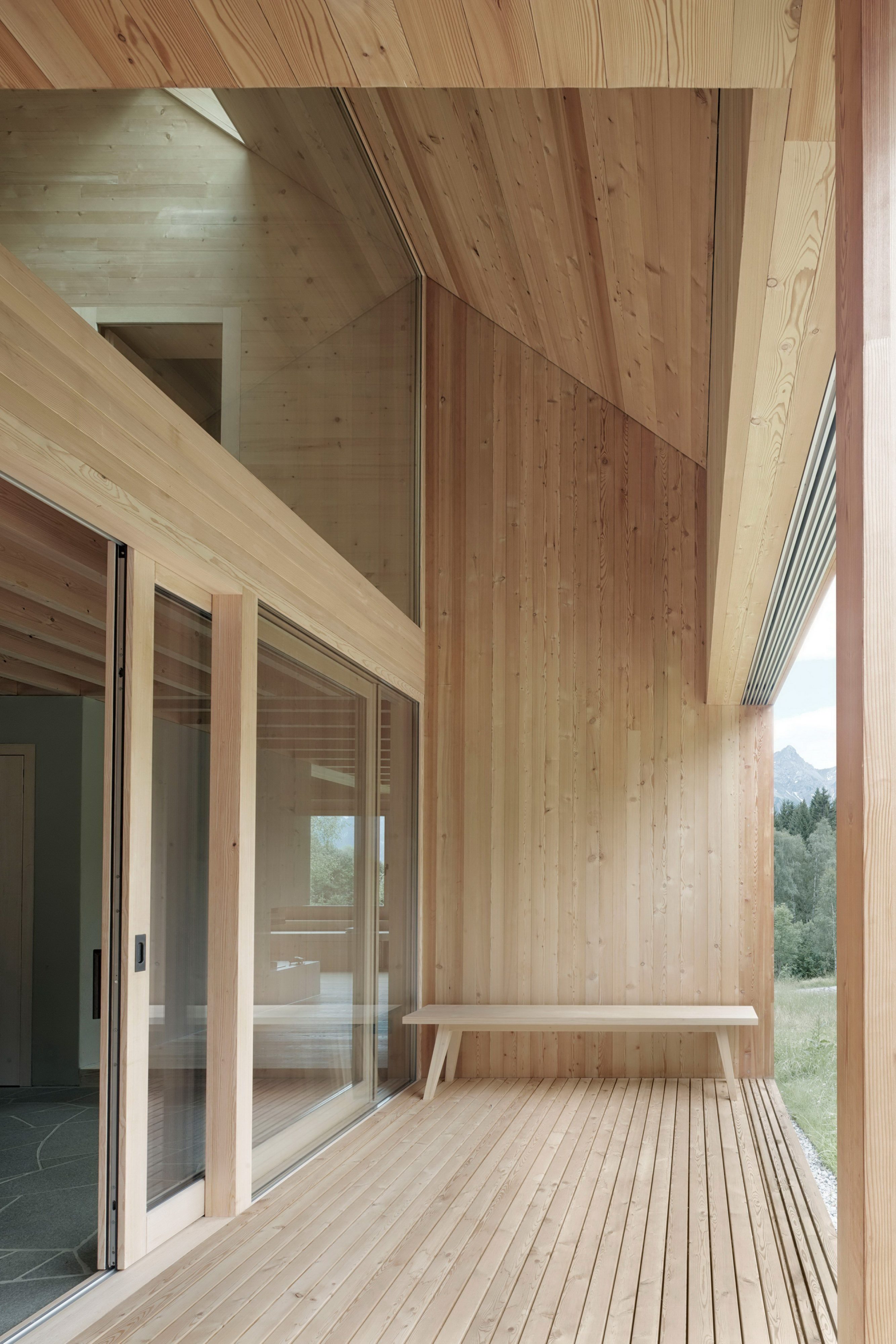 House in Tschengla by Innauer-Matt Architekten