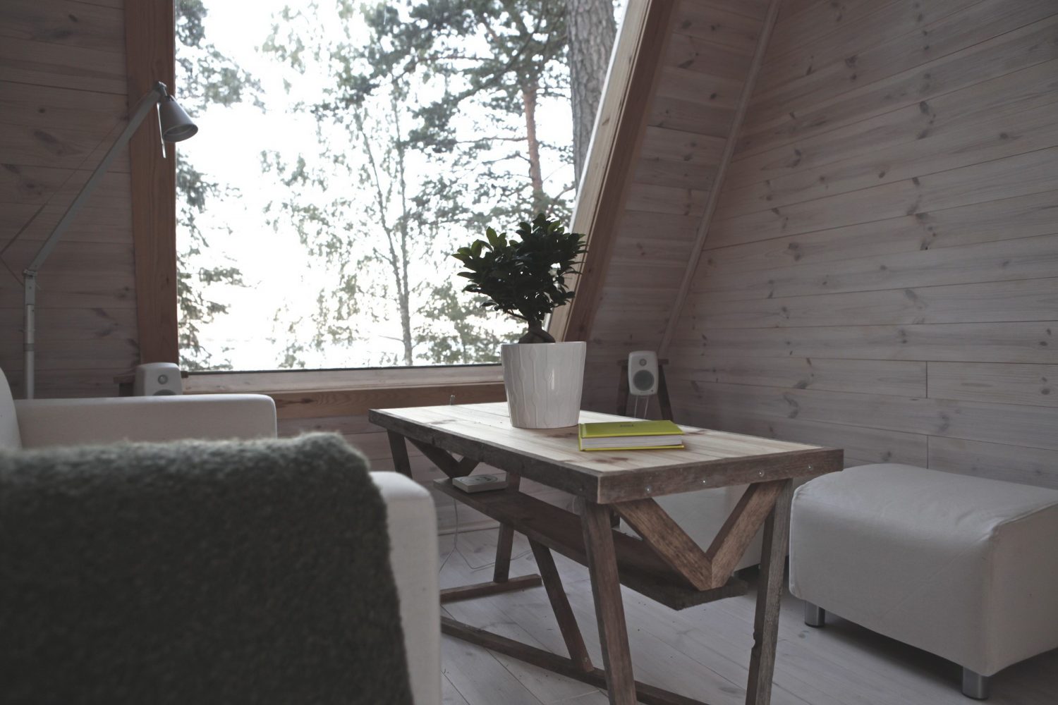 Nido | Tiny Cabin in the Finnish Woods by Robin Falck