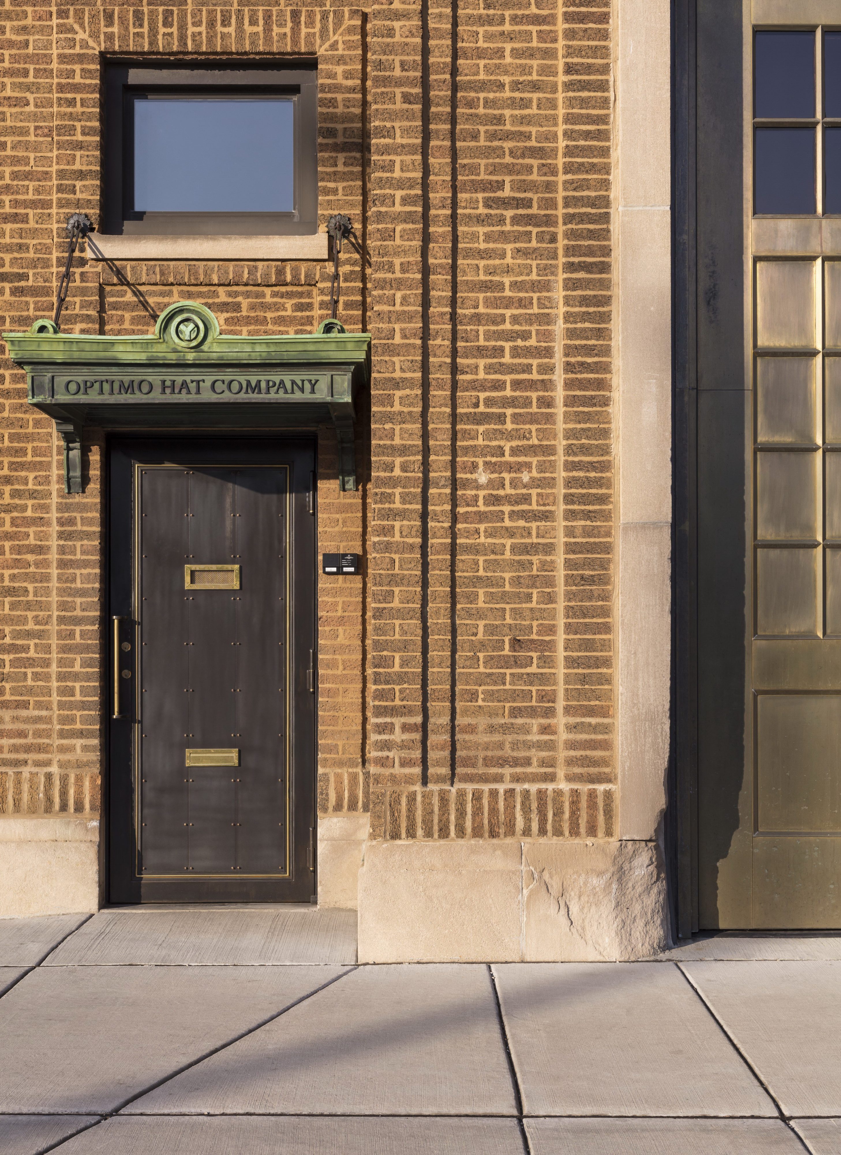 SOM Redesigned Century-Old Chicago Firehouse into Optimo Hat Factory