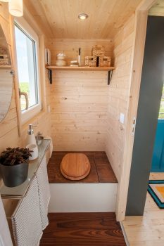 Tiny House Valhalla by Baluchon | Wowow Home Magazine