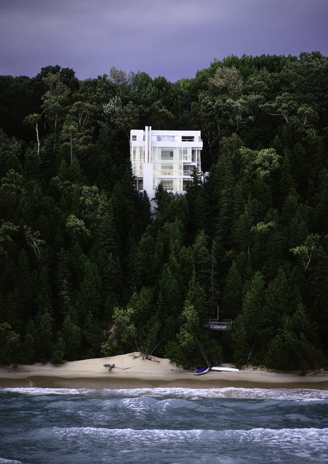 Douglas House | Modern White House by Richard Meier