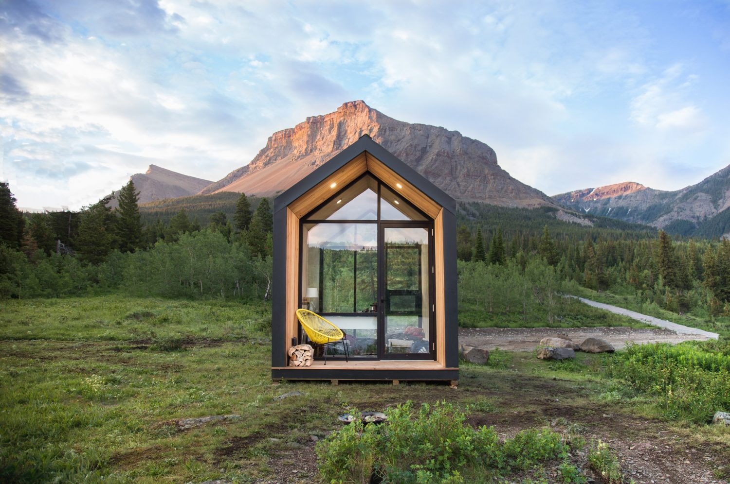 The Mono | Prefab Cabin by DROP Structures