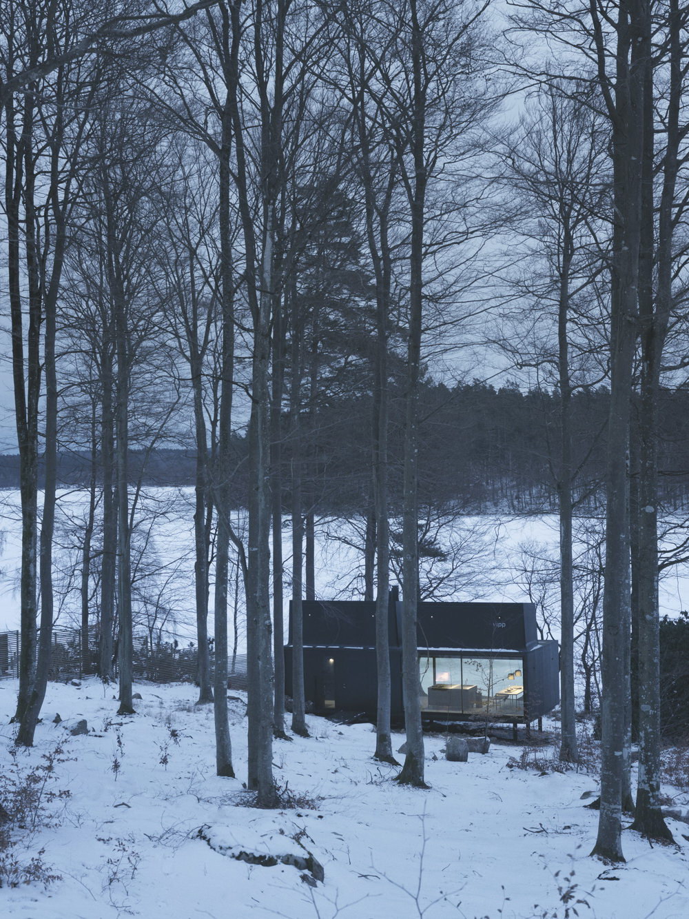 Vipp Shelter | Hotel in a Woodland Cabin by the Lake