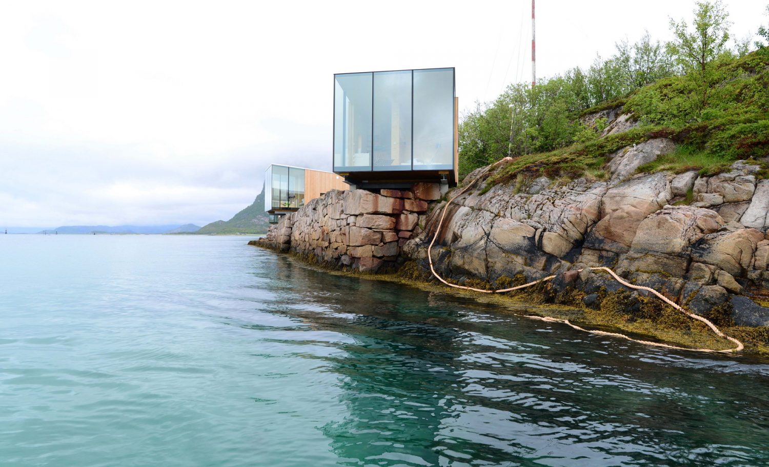 Manshausen | Glass and Timber Cabins by Stinessen Arkitektur