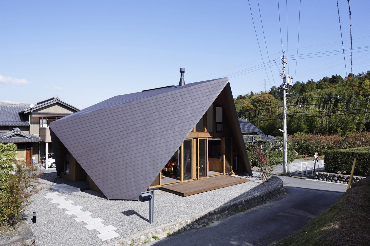 Origami House | Home with an Origami-Like Roof