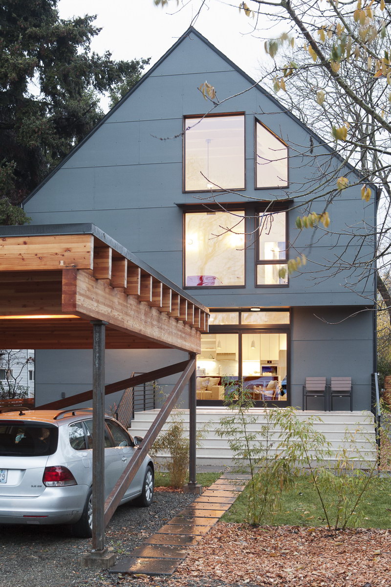 Palatine Passive House | Energy-Efficient House by Malboeuf Bowie