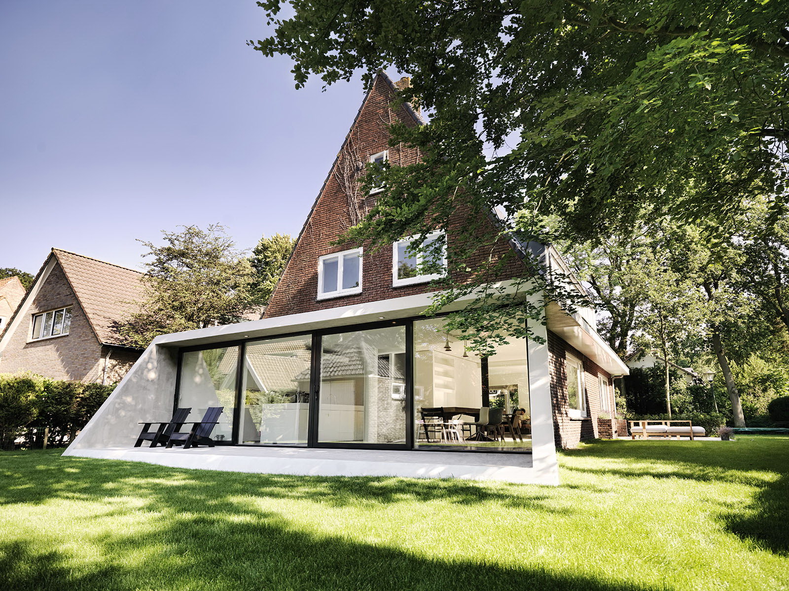 SH House | A-frame House Extension by Atelier van WENGERDEN