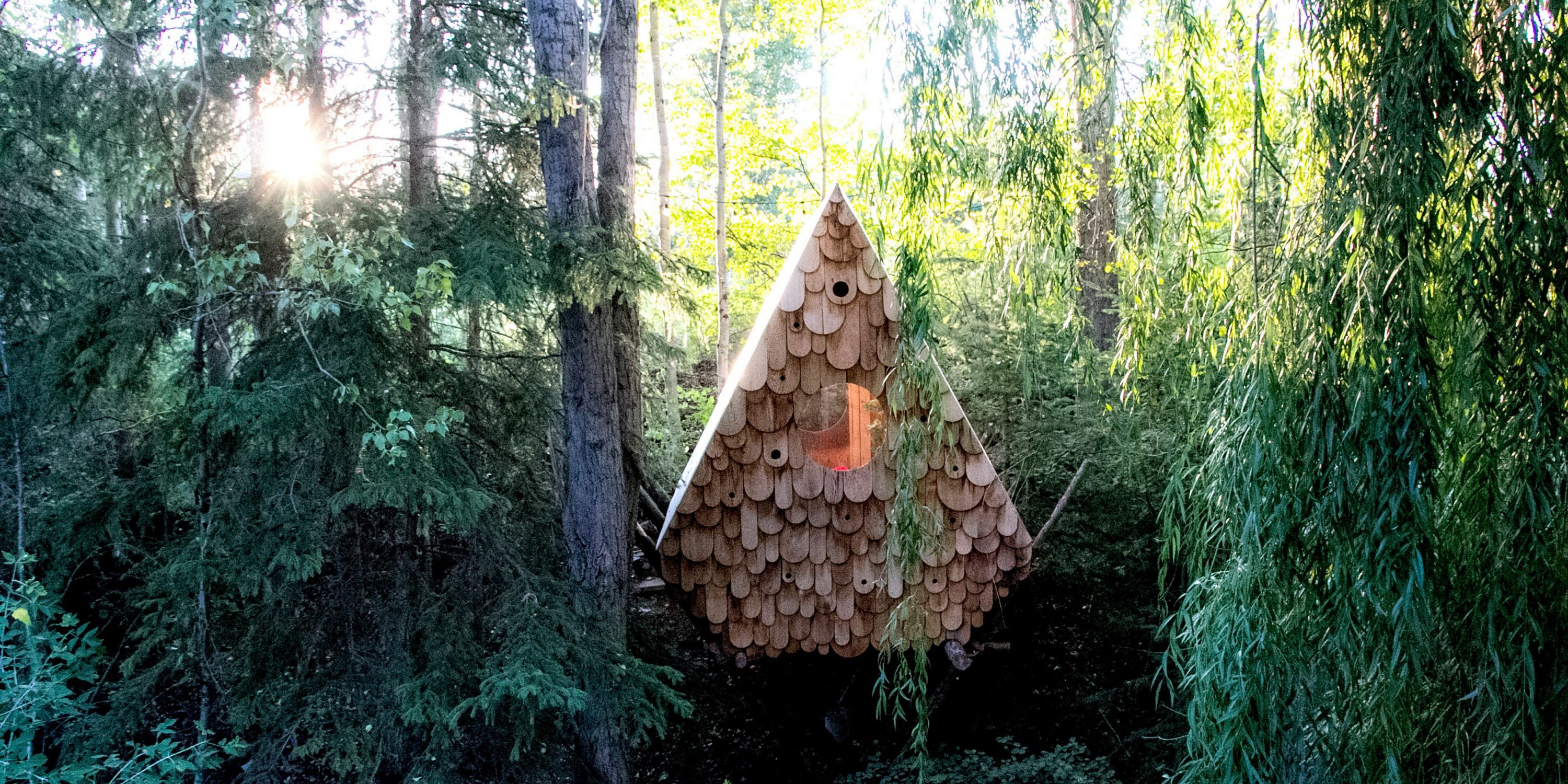 Birdhut – A-frame Treehouse by Studio North