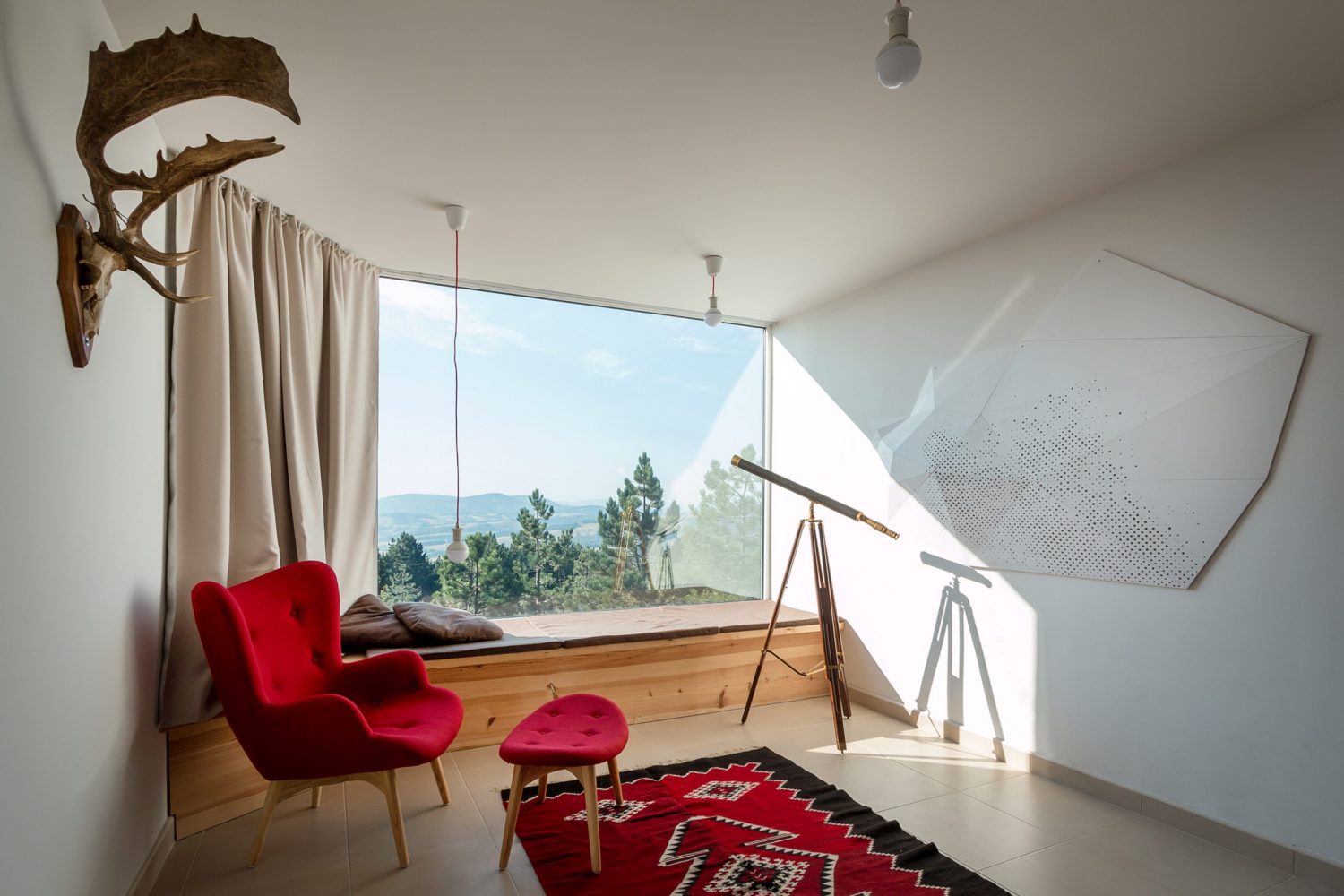 Divcibare Mountain Home – Remodeled Chalet by EXE studio