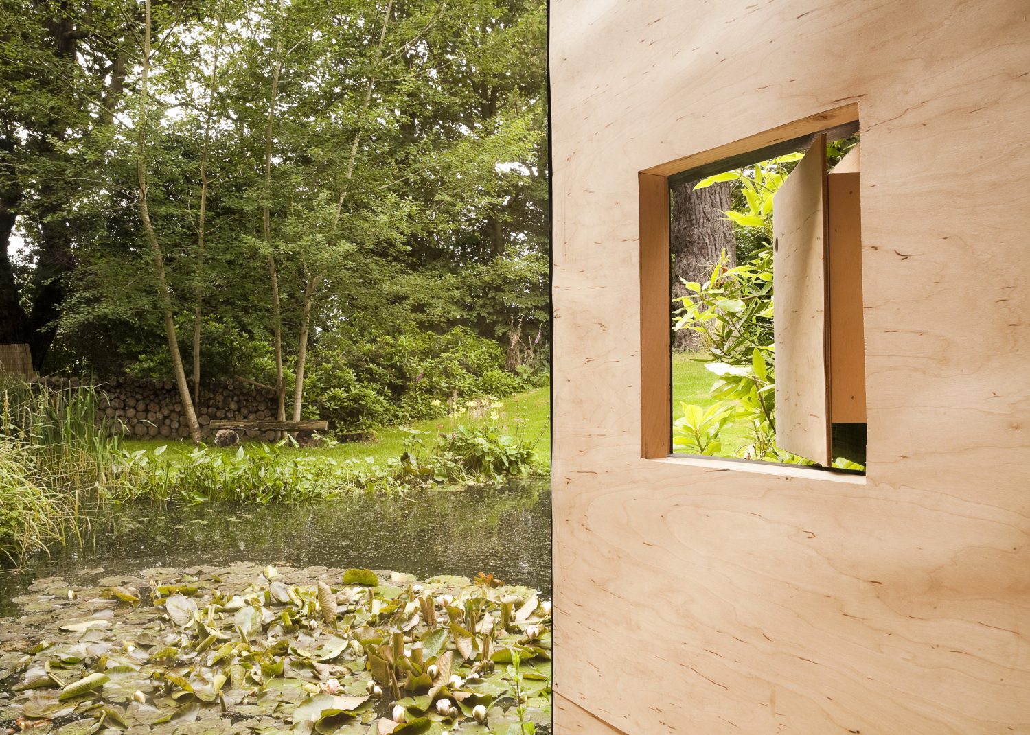 Forest Pond House – Tiny Cabin by TDO Architecture