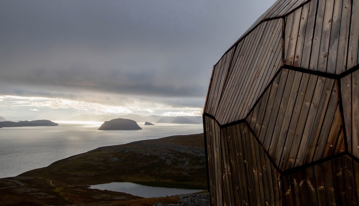 Hammerfest Hiking Cabins by SPINN Arkitekter