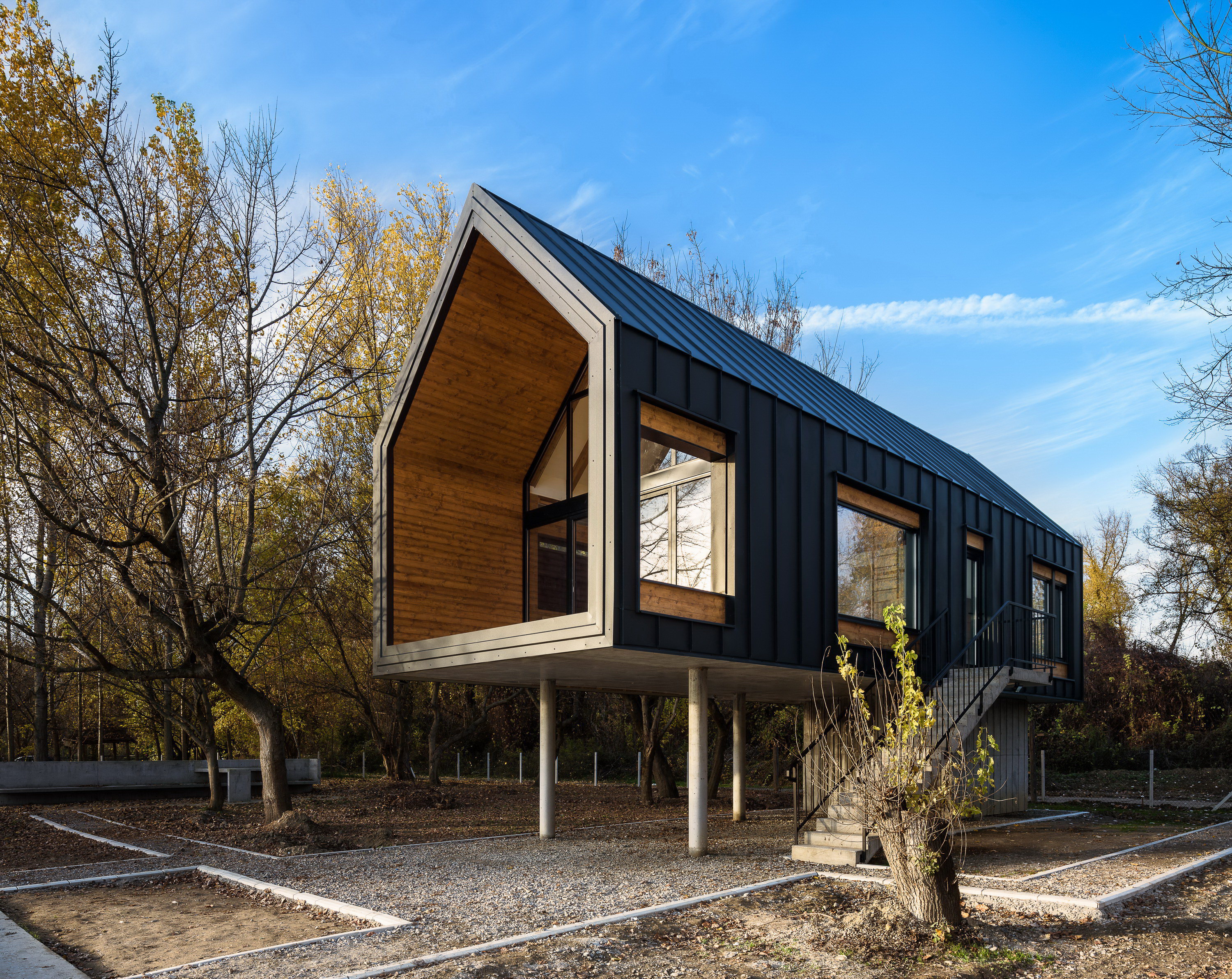 Small River House by Remorker Architects