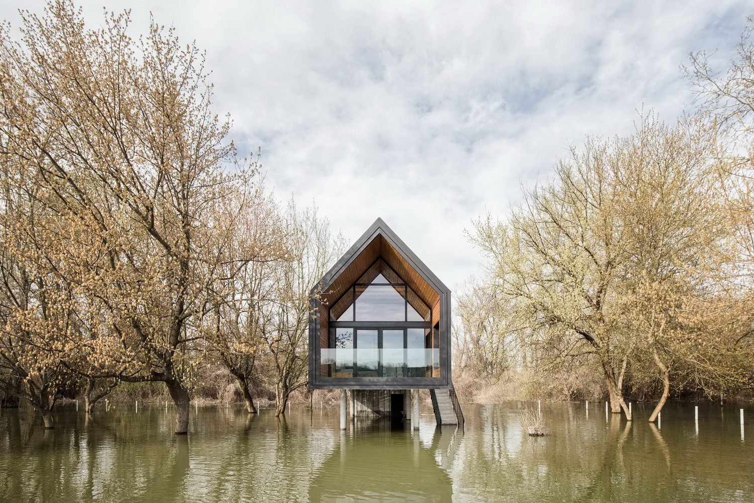 Small River House by Remorker Architects