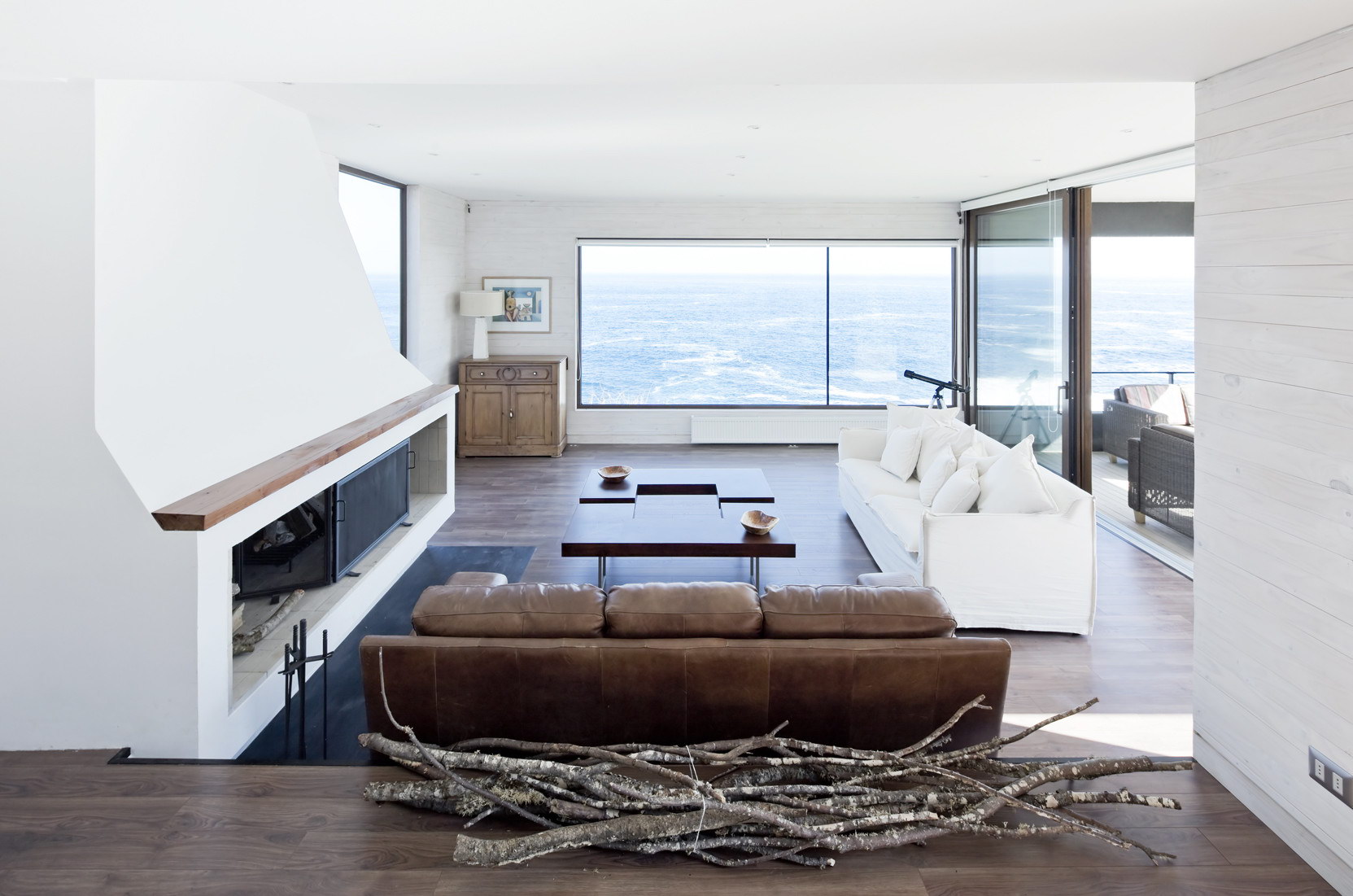 Catch The Views House by LAND Arquitectos