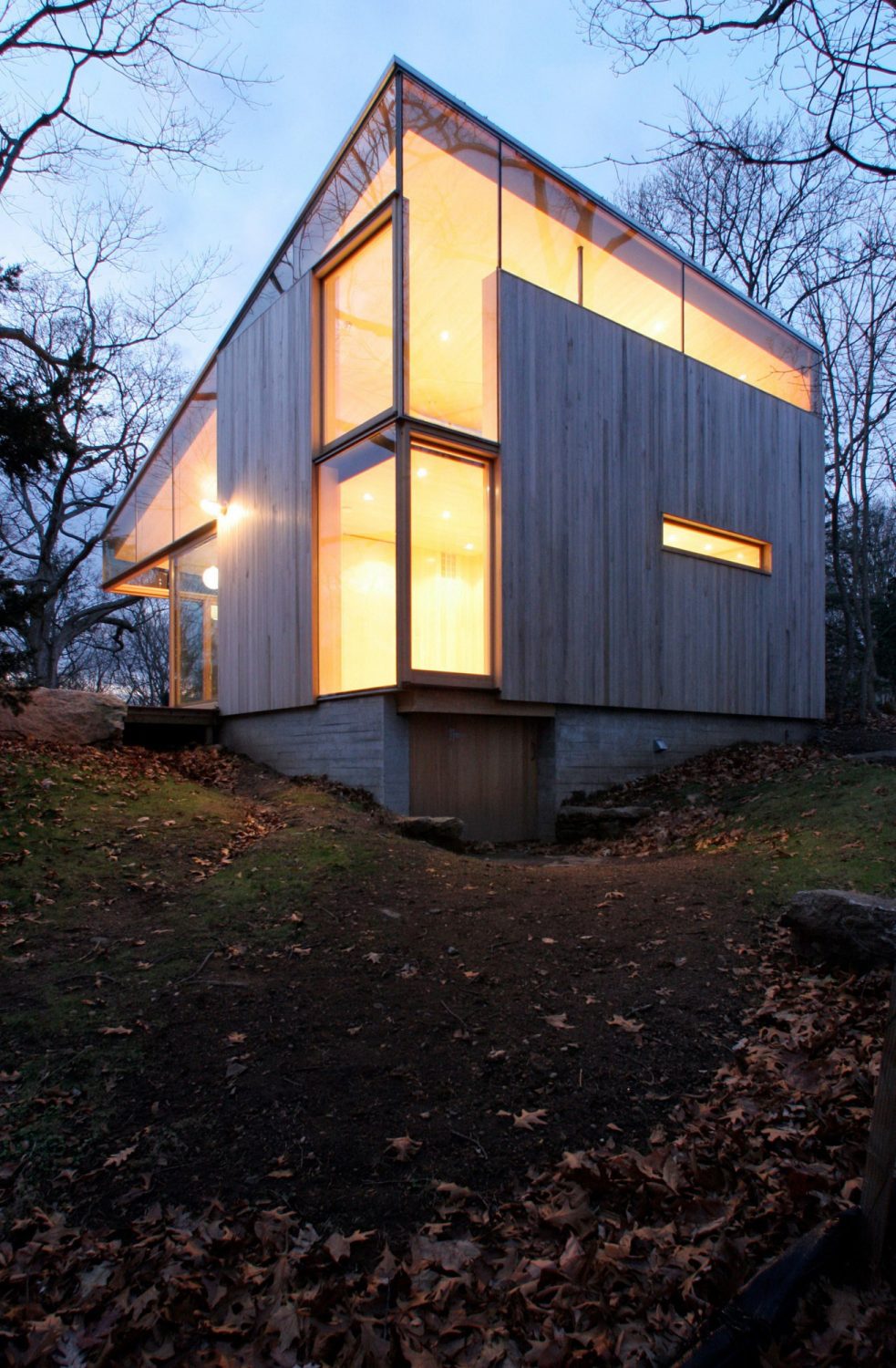 Cottage – Angular Guest House by Gray Organschi Architecture