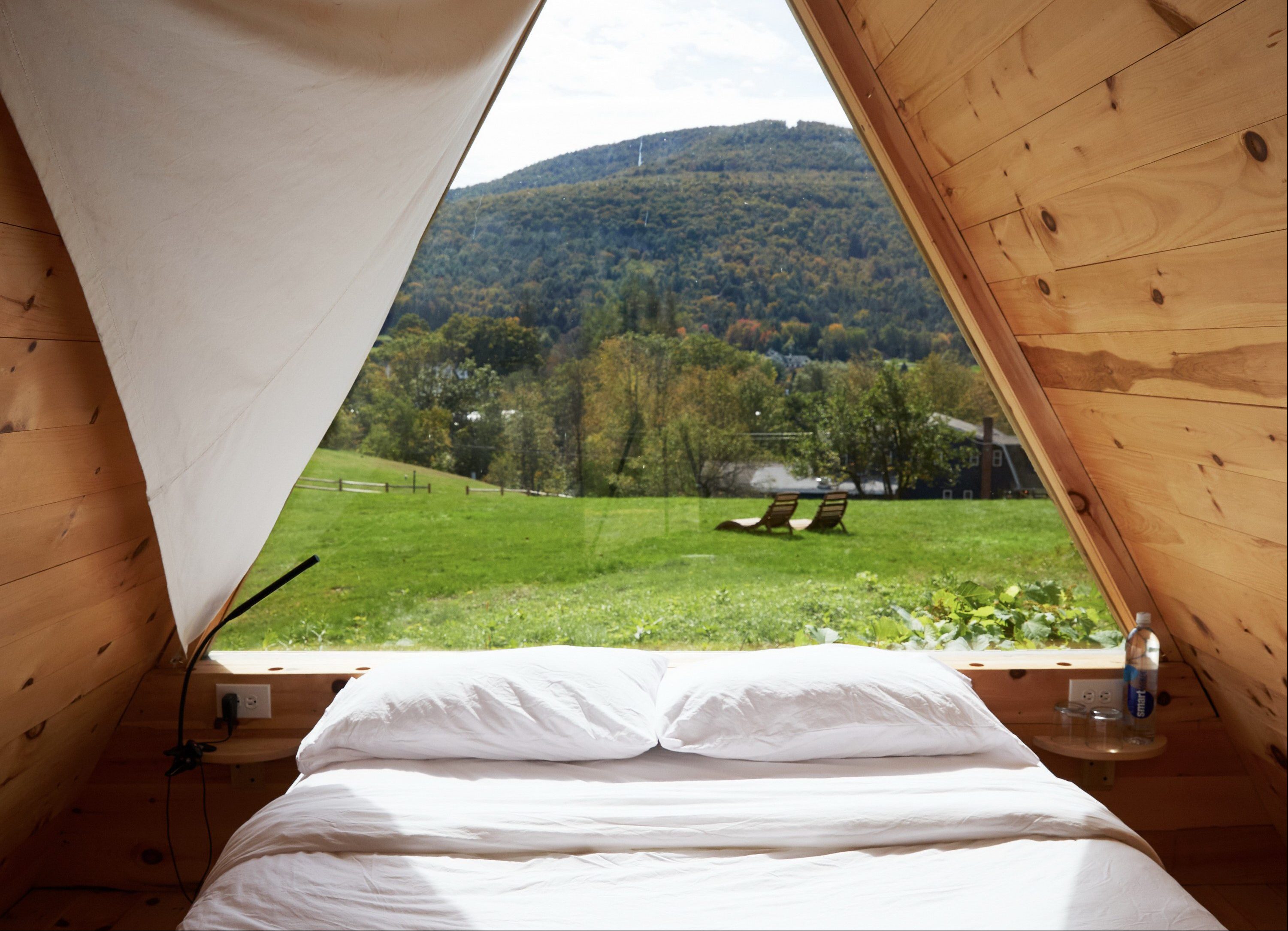 Eastwind Hotel & Bar | Glamping in the Catskills