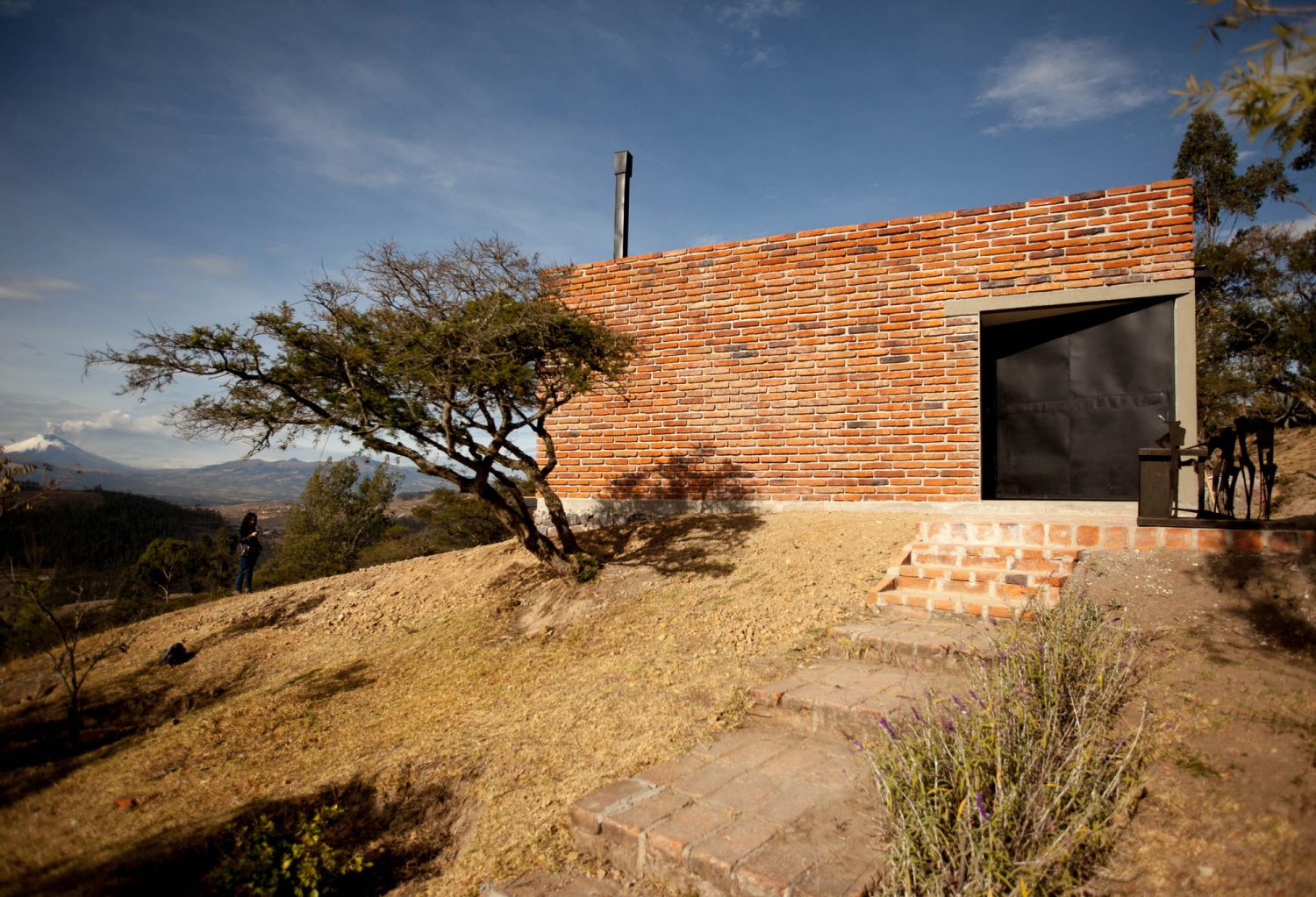 El Guarango House by Bernardo Bustamante