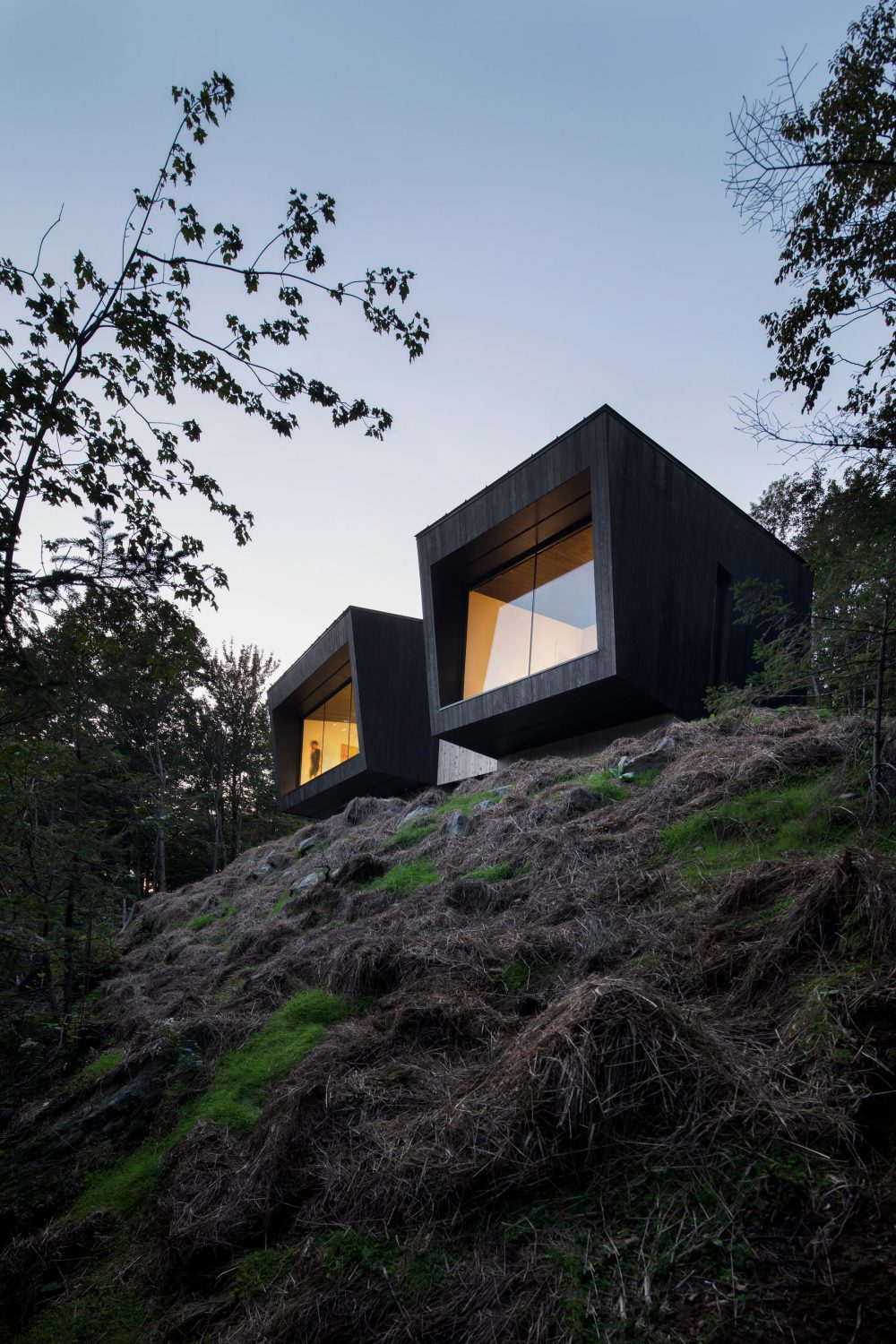 La Binocle – Blackened Wood Cabins by NatureHumaine