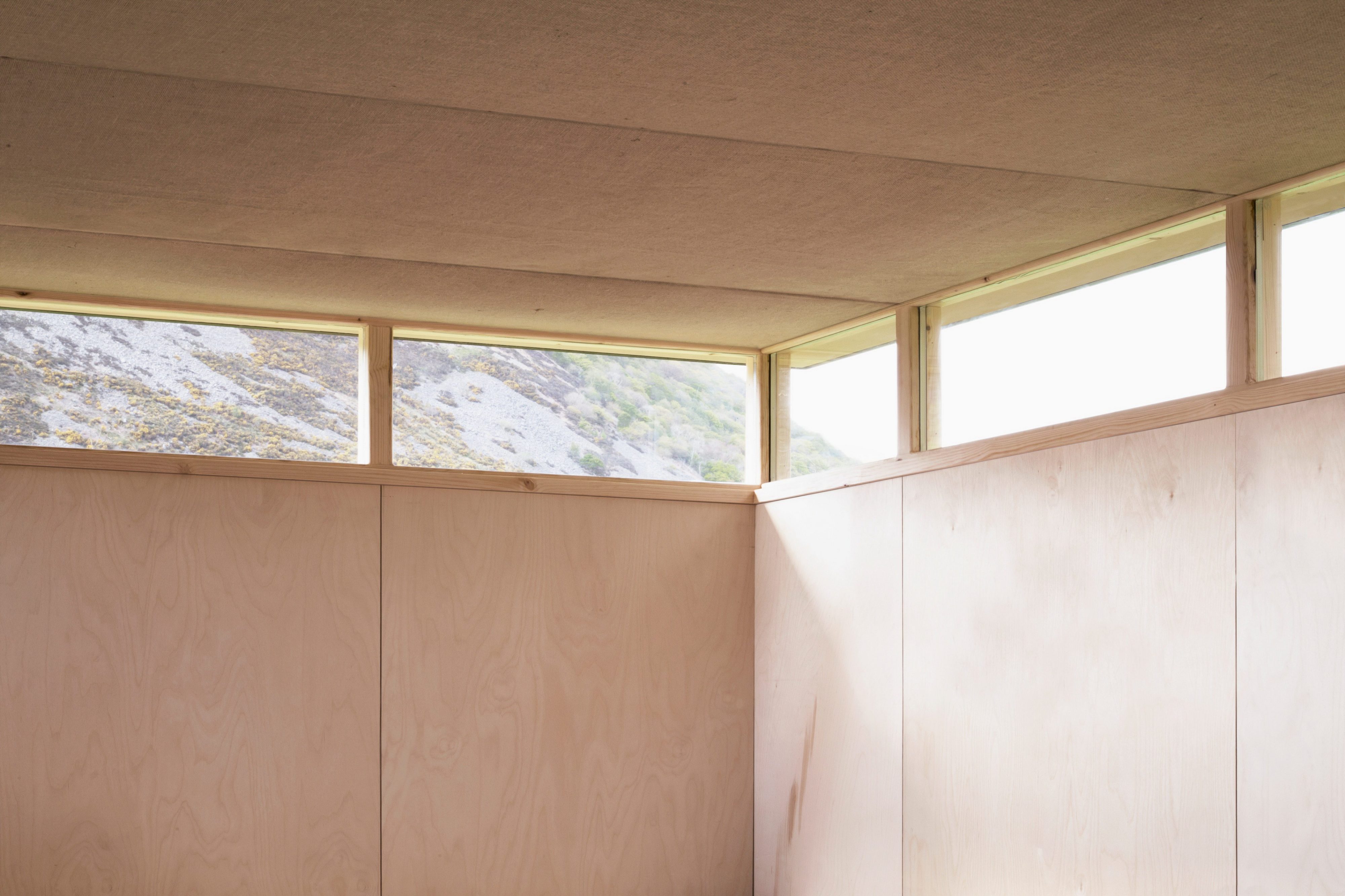 Slate Cabin – Writer's Retreat by TRIAS Studio