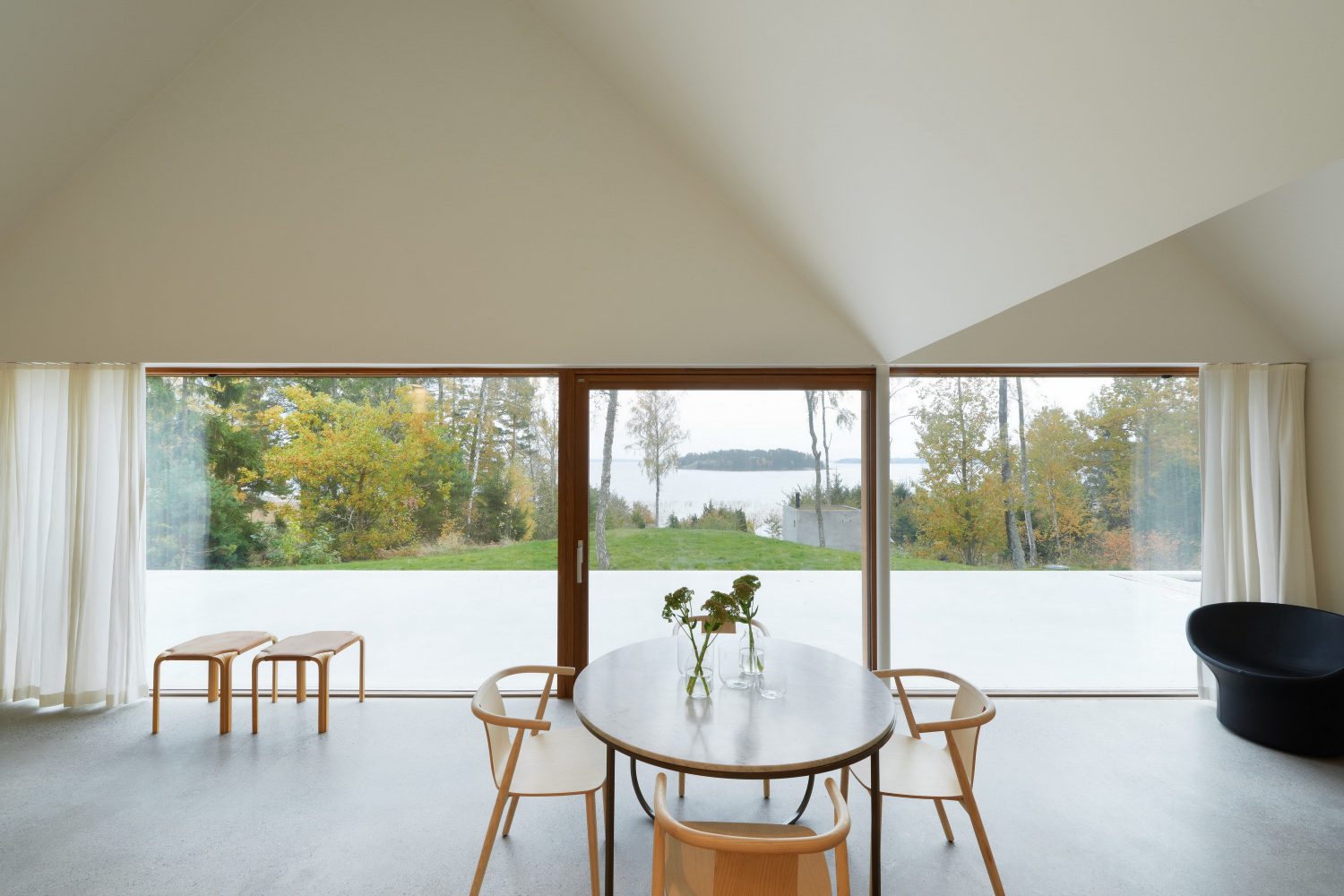 Summerhouse Lagnö by Tham & Videgård Arkitekter