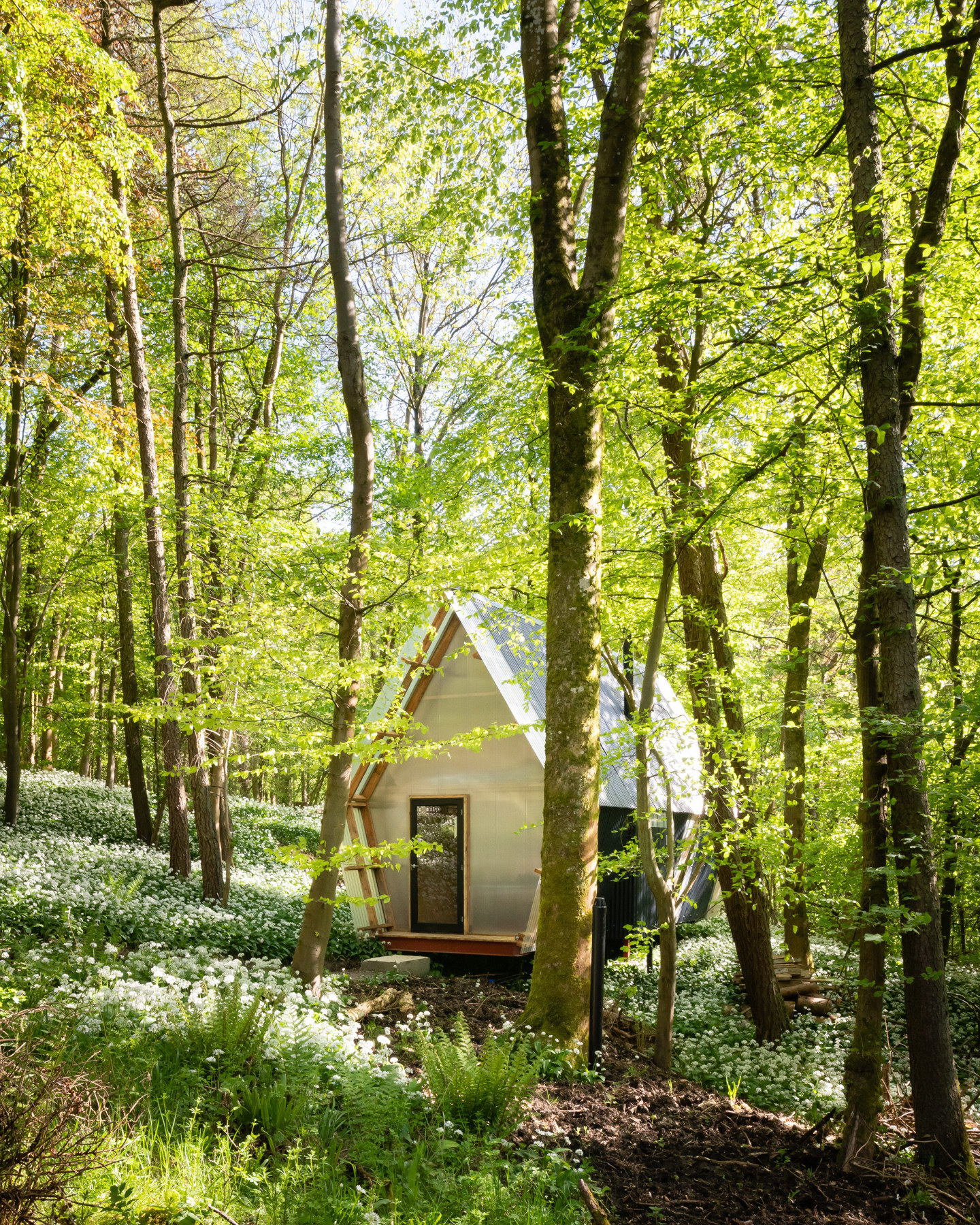 Trailer – Low-Cost Micro Home by Invisible Studio