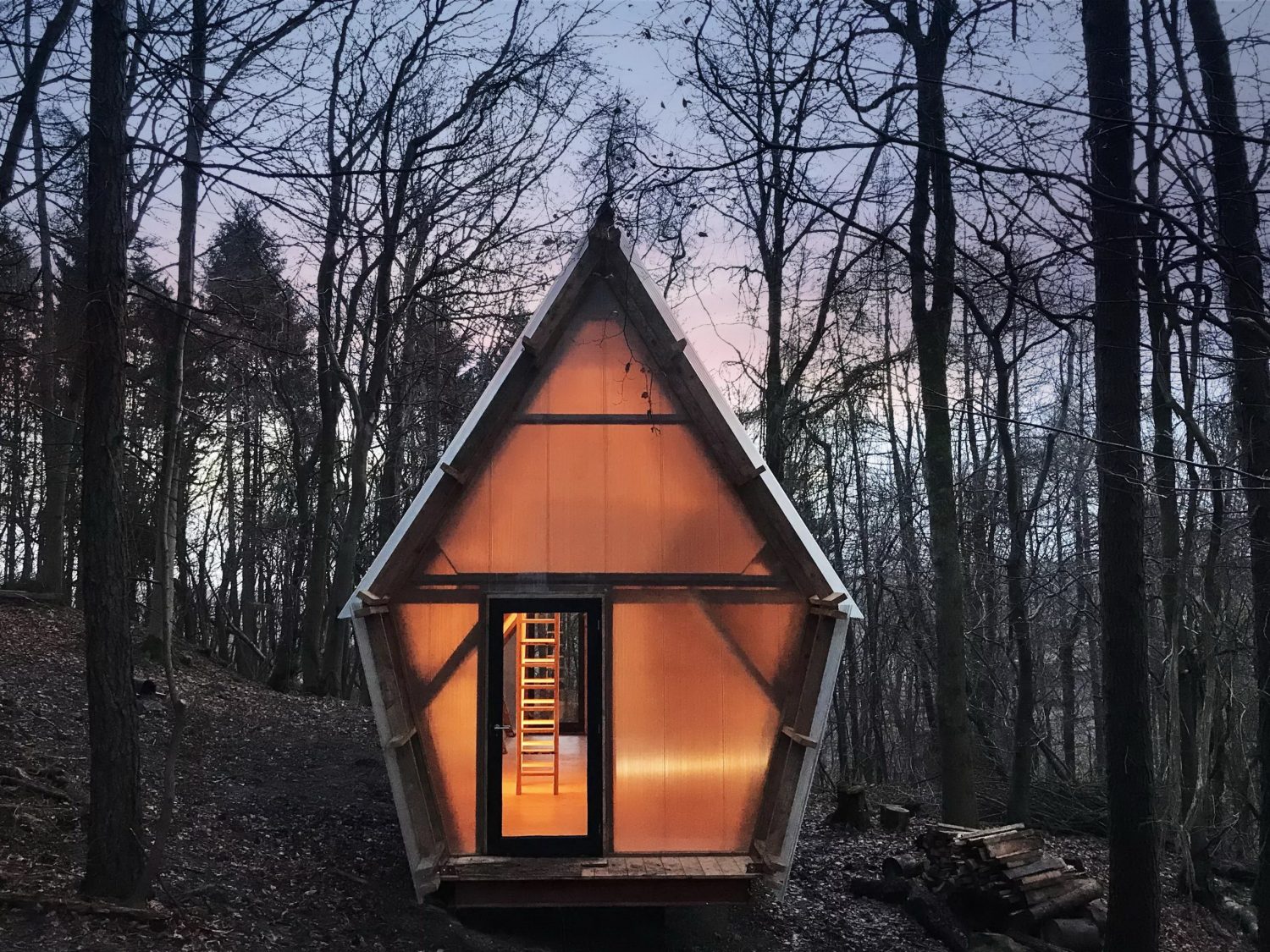 Trailer – Low-Cost Micro Home by Invisible Studio