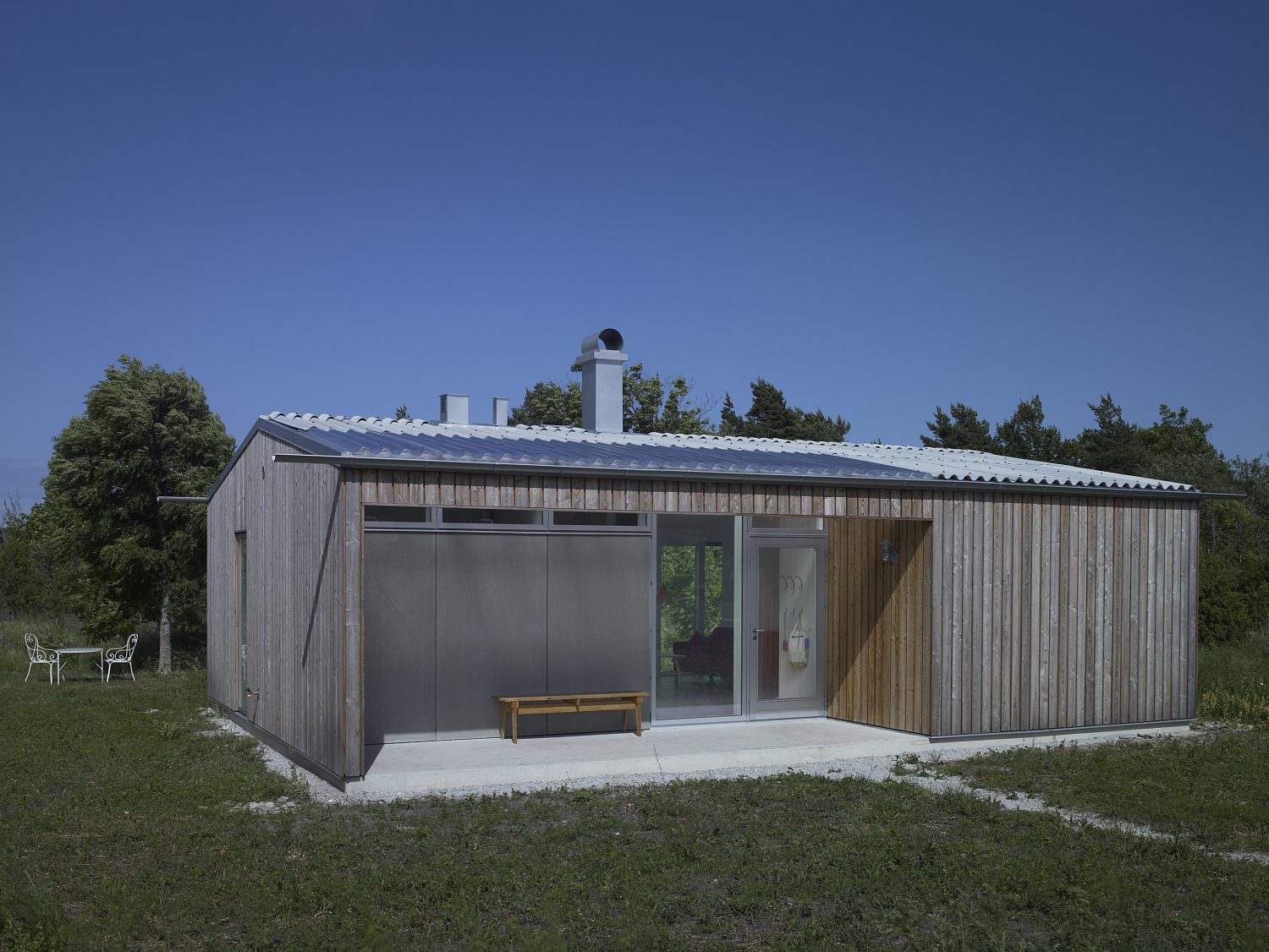 Gammelgarn Mattsarve – Small Summerhouse by LLP Arkitektkontor