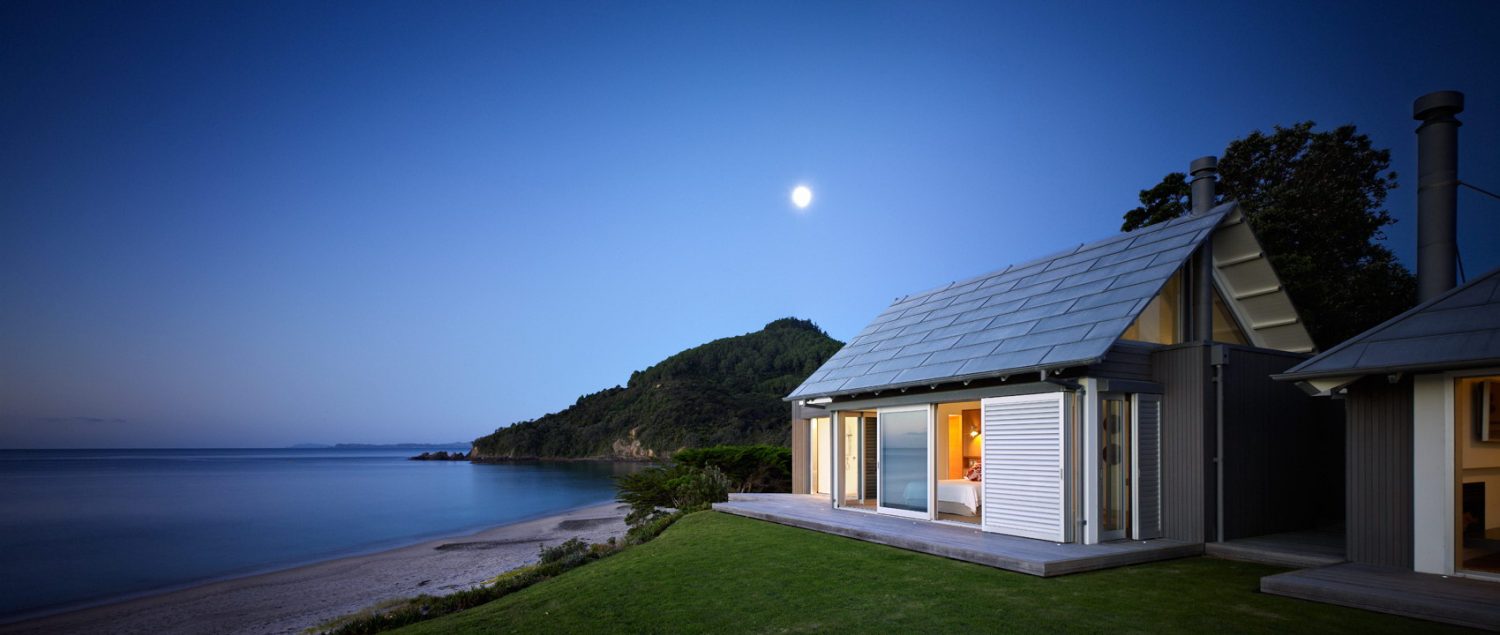 Kuaotunu Beach House by Crosson Clarke Carnachan Architects