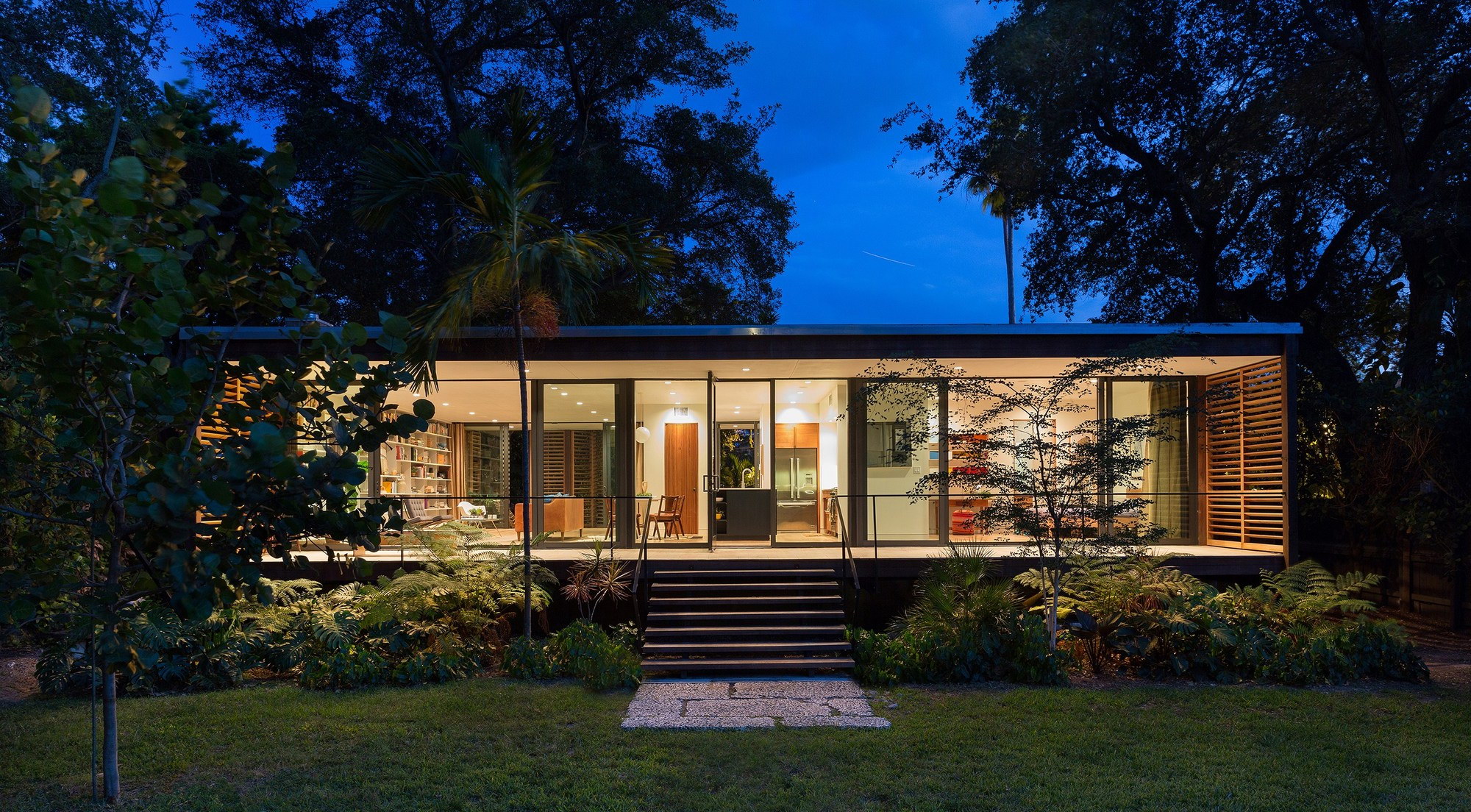 Brillhart House | Tropical Refuge by Brillhart Architecture