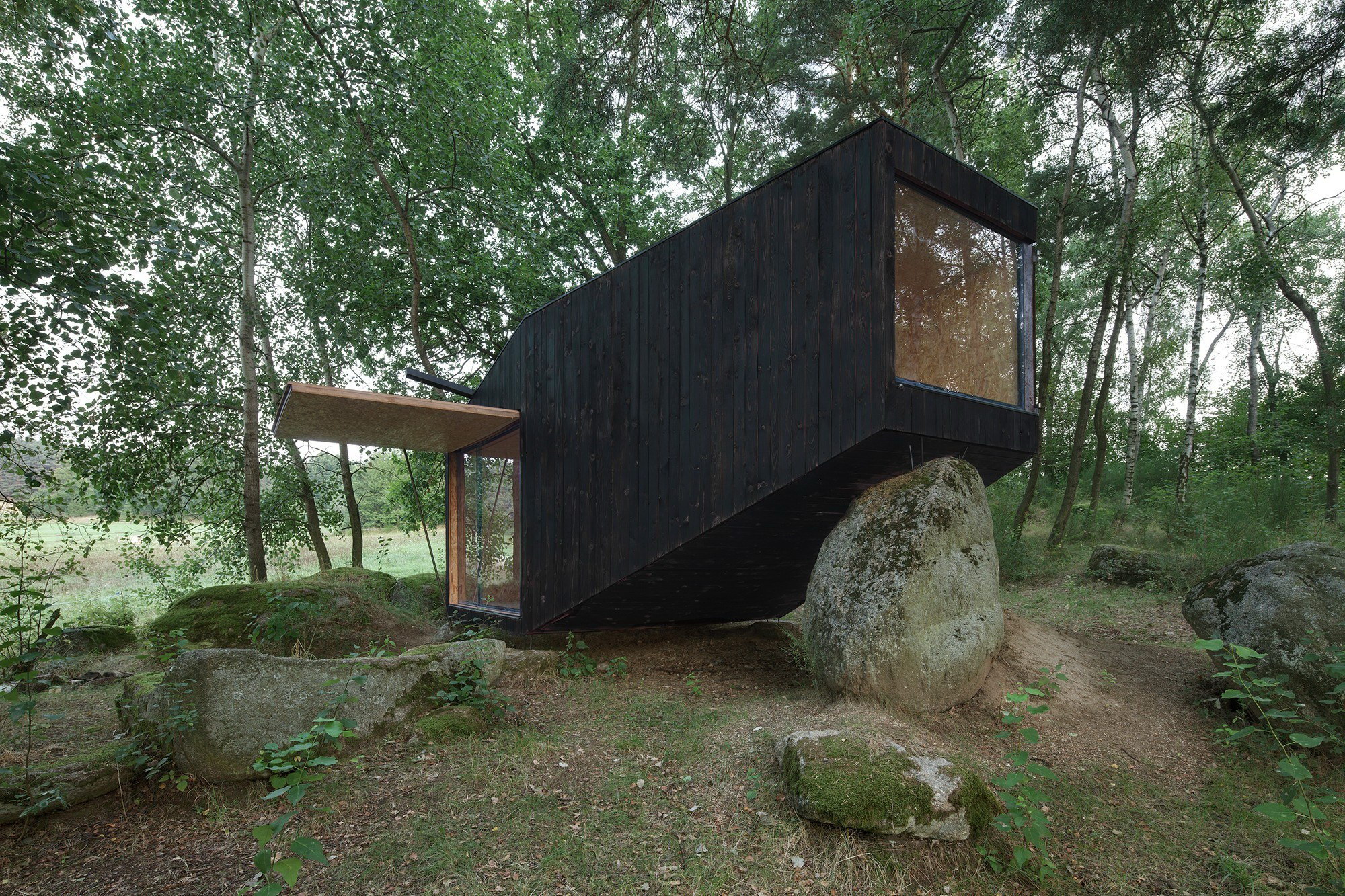 Forest Retreat | A Tiny Cabin by Uhlik architekti