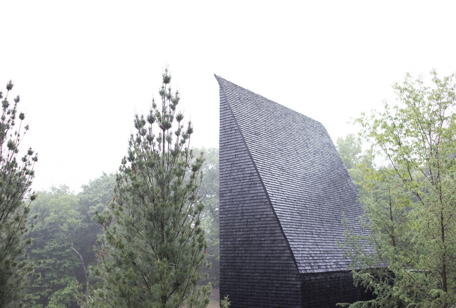 Hudson Valley House II | Triangular Cabin by Thomas Phifer and Partners