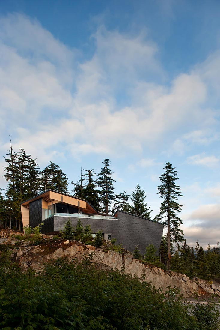 Whistler Residence by BattersbyHowat Architects