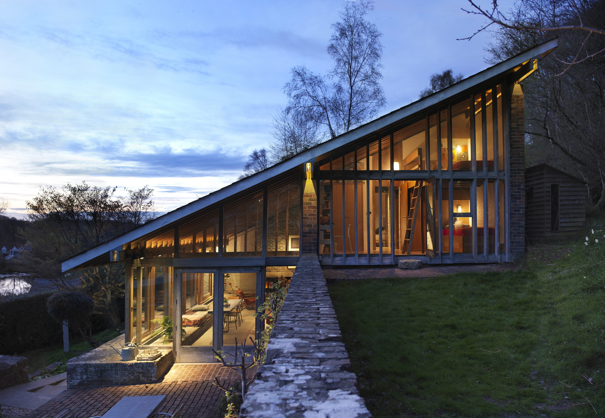 Ansty Plum House and Studio by Coppin Dockray