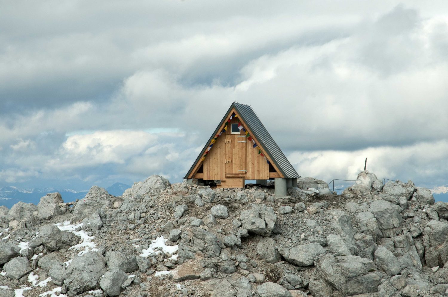 Bivouac Luca Vuerich | A-Frame Shelter by Giovanni Pesamosca Architetto