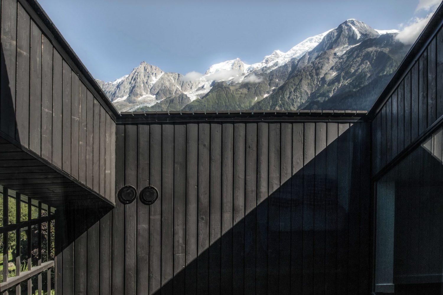 Cabin in Chamonix by Pierre Marchand Architects