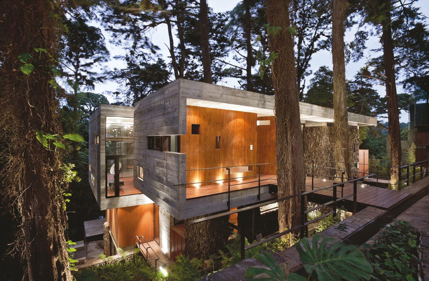 Corallo House by PAZ Arquitectura