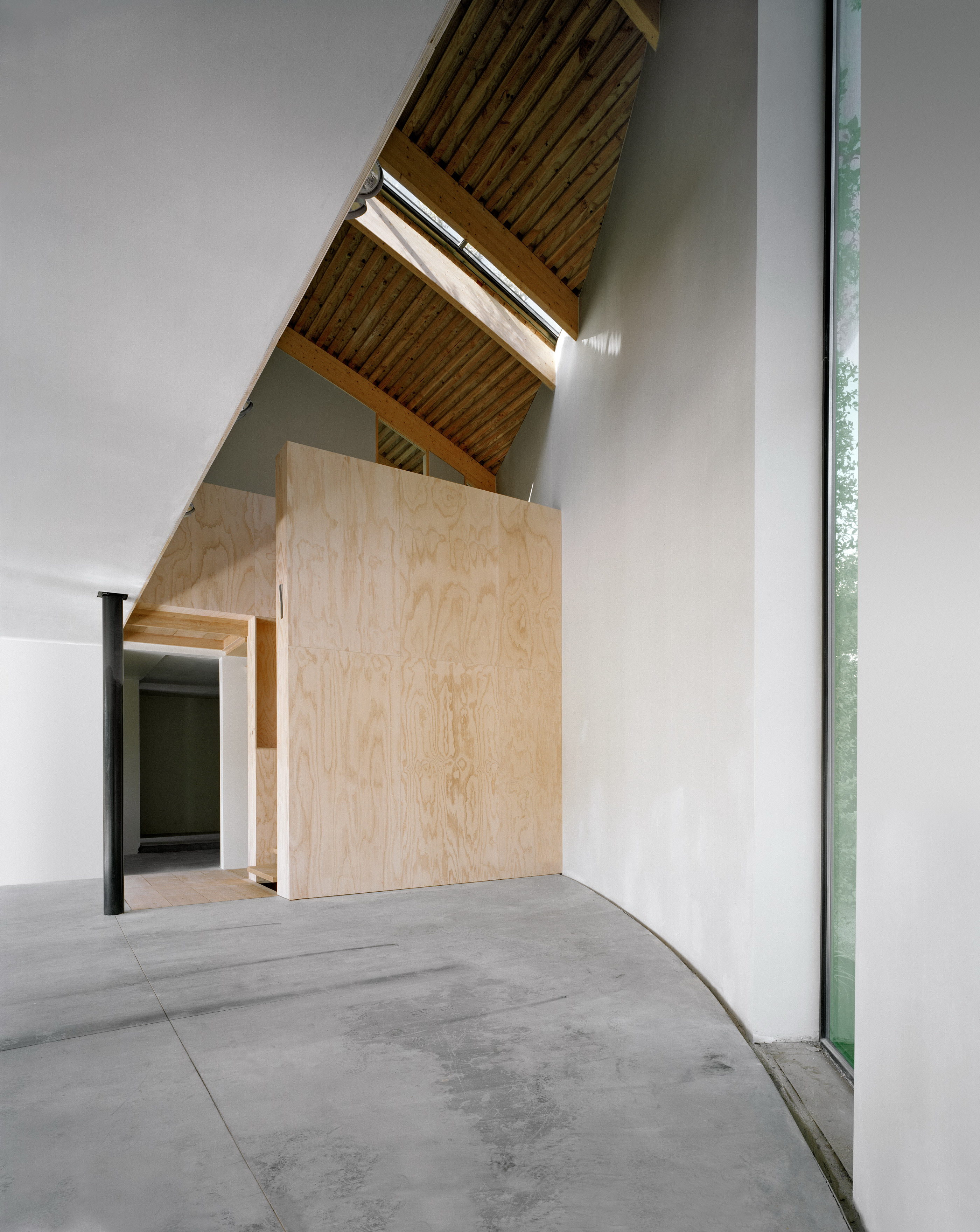 House in the Outskirts of Brussels by Philippe SAMYN and PARTNERS