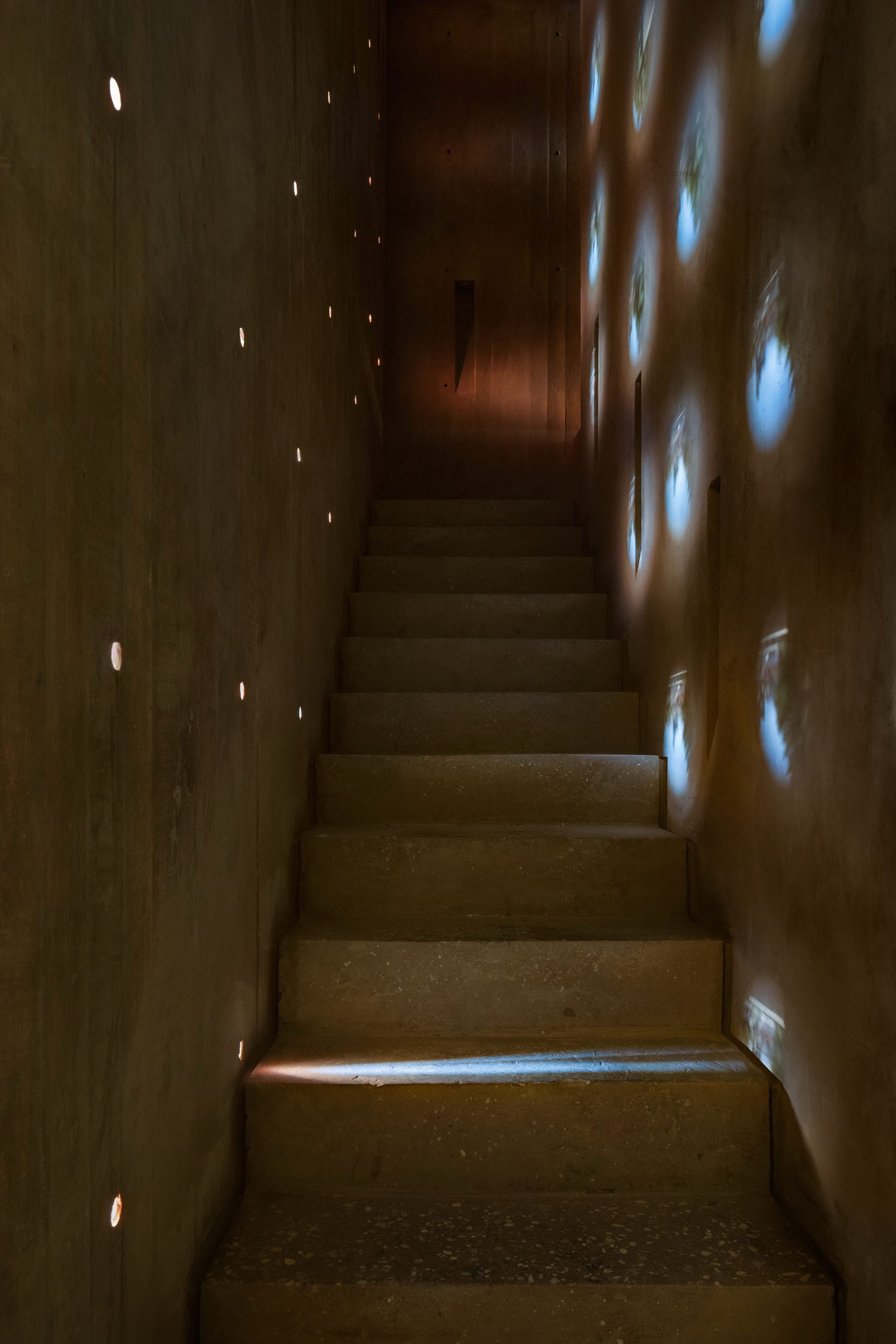 LC 710 | Apartment Complex by Taller Héctor Barroso